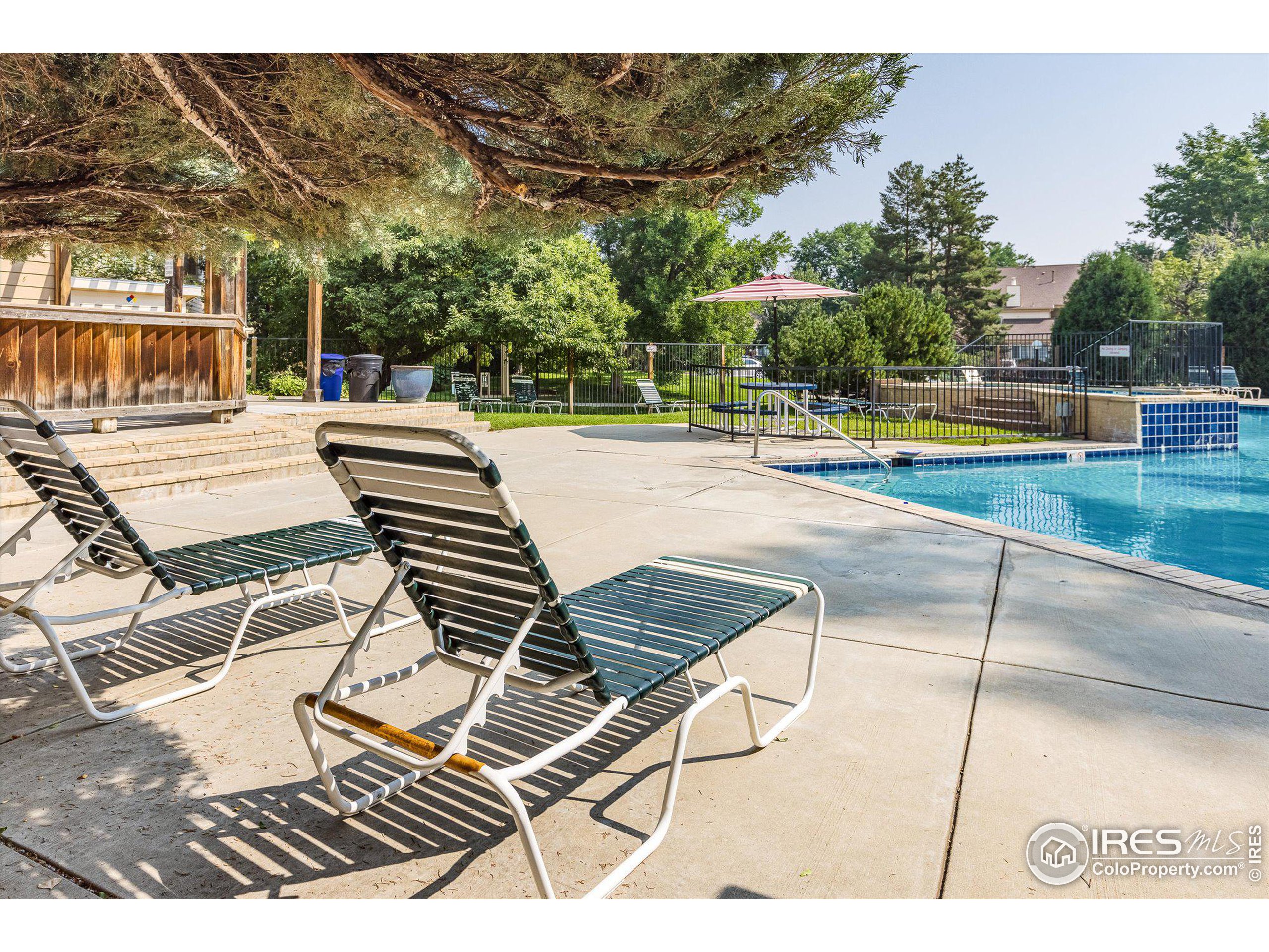 4767 White Rock Cir E