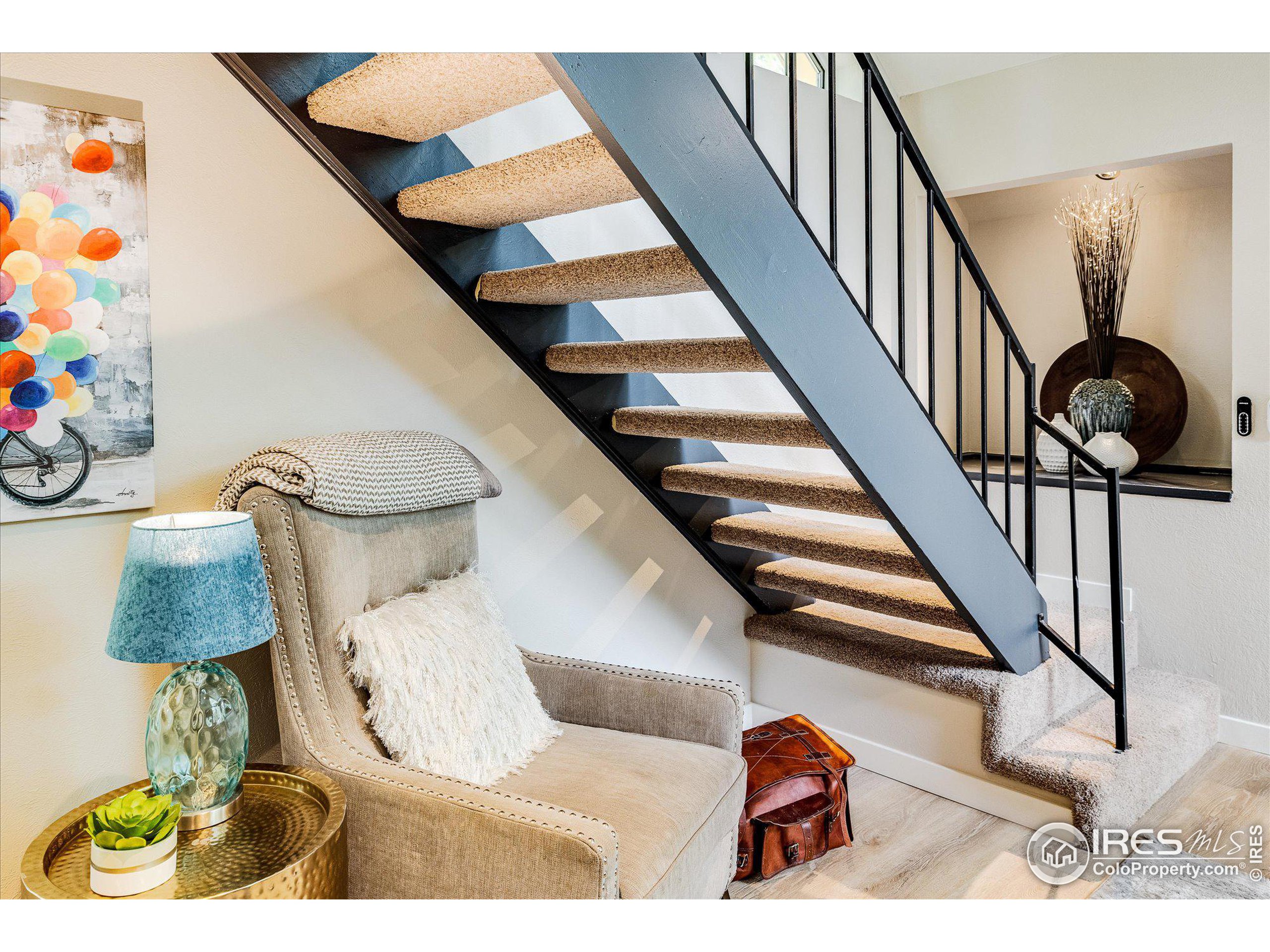 4767 White Rock Cir E