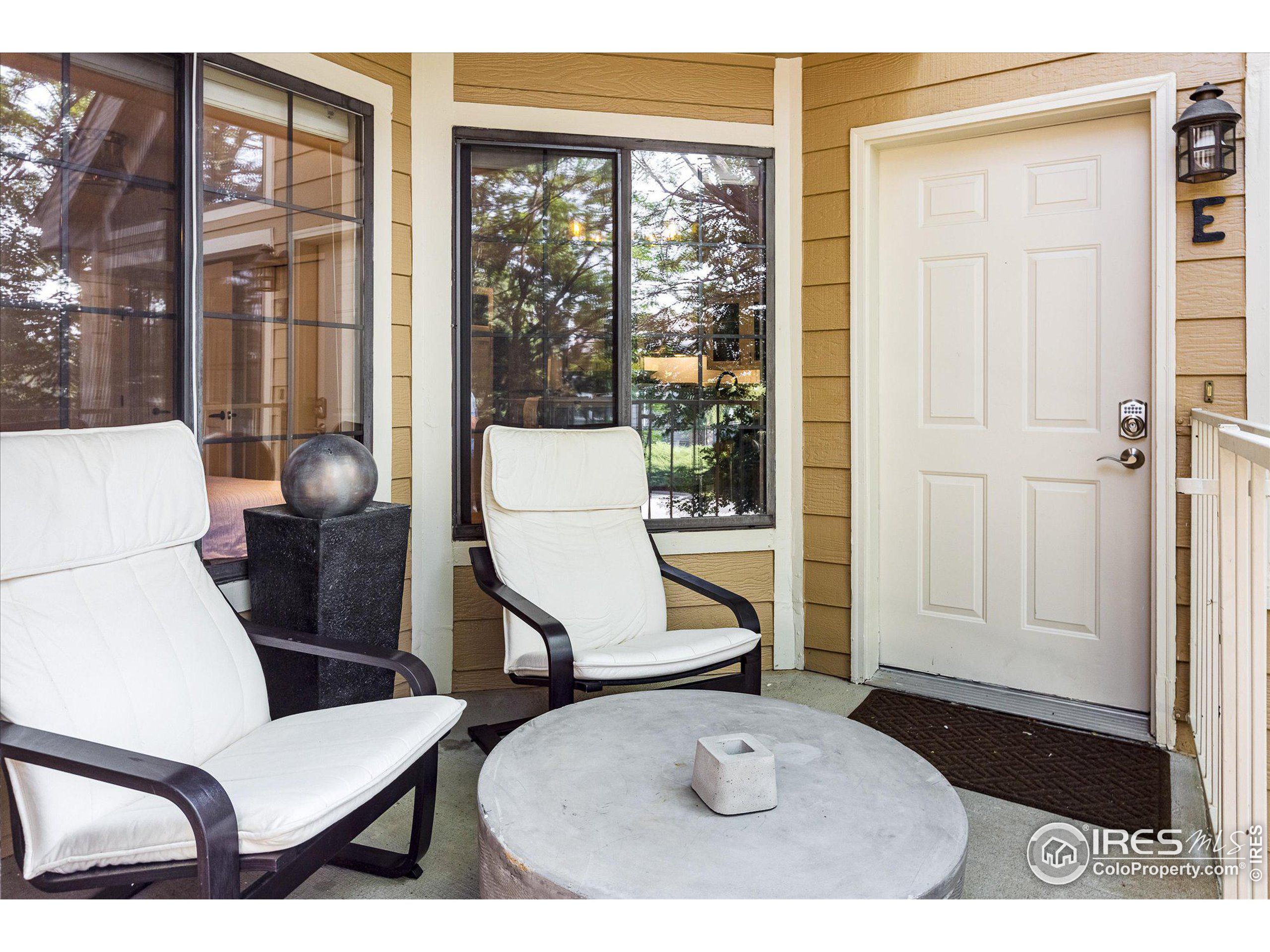 4767 White Rock Cir E