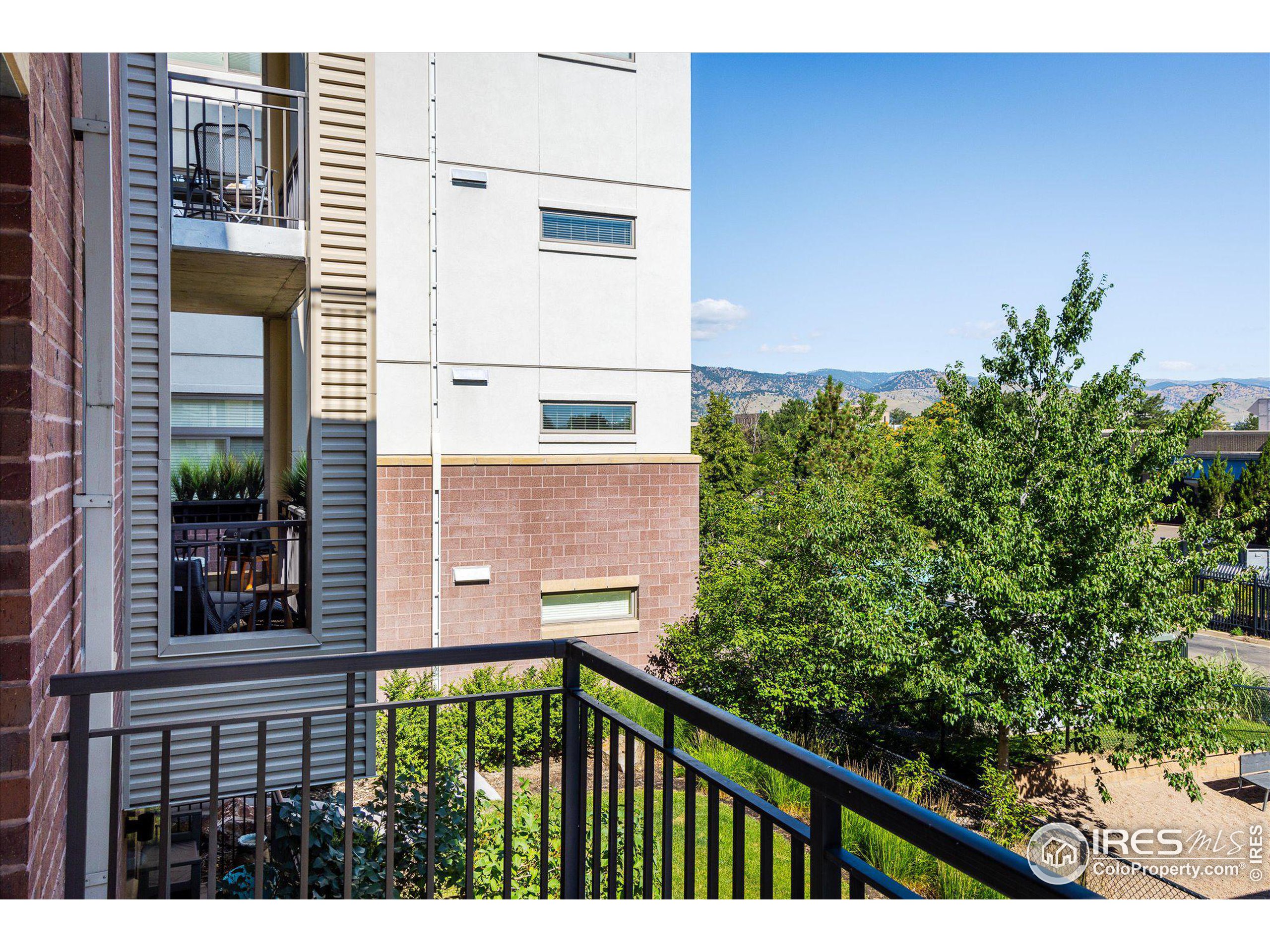 3401 Arapahoe Ave 210