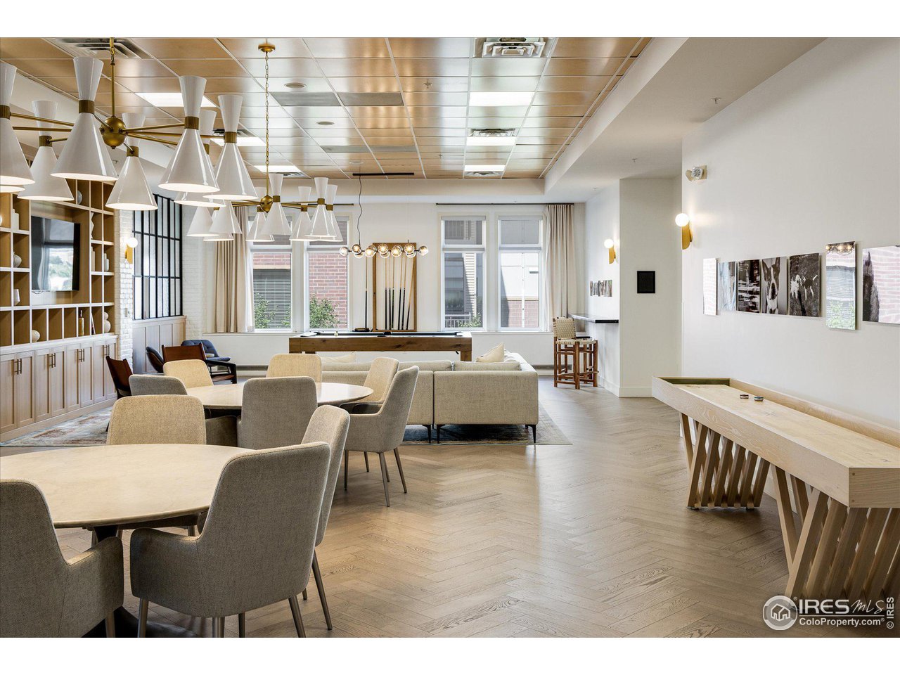 3401 Arapahoe Ave 210