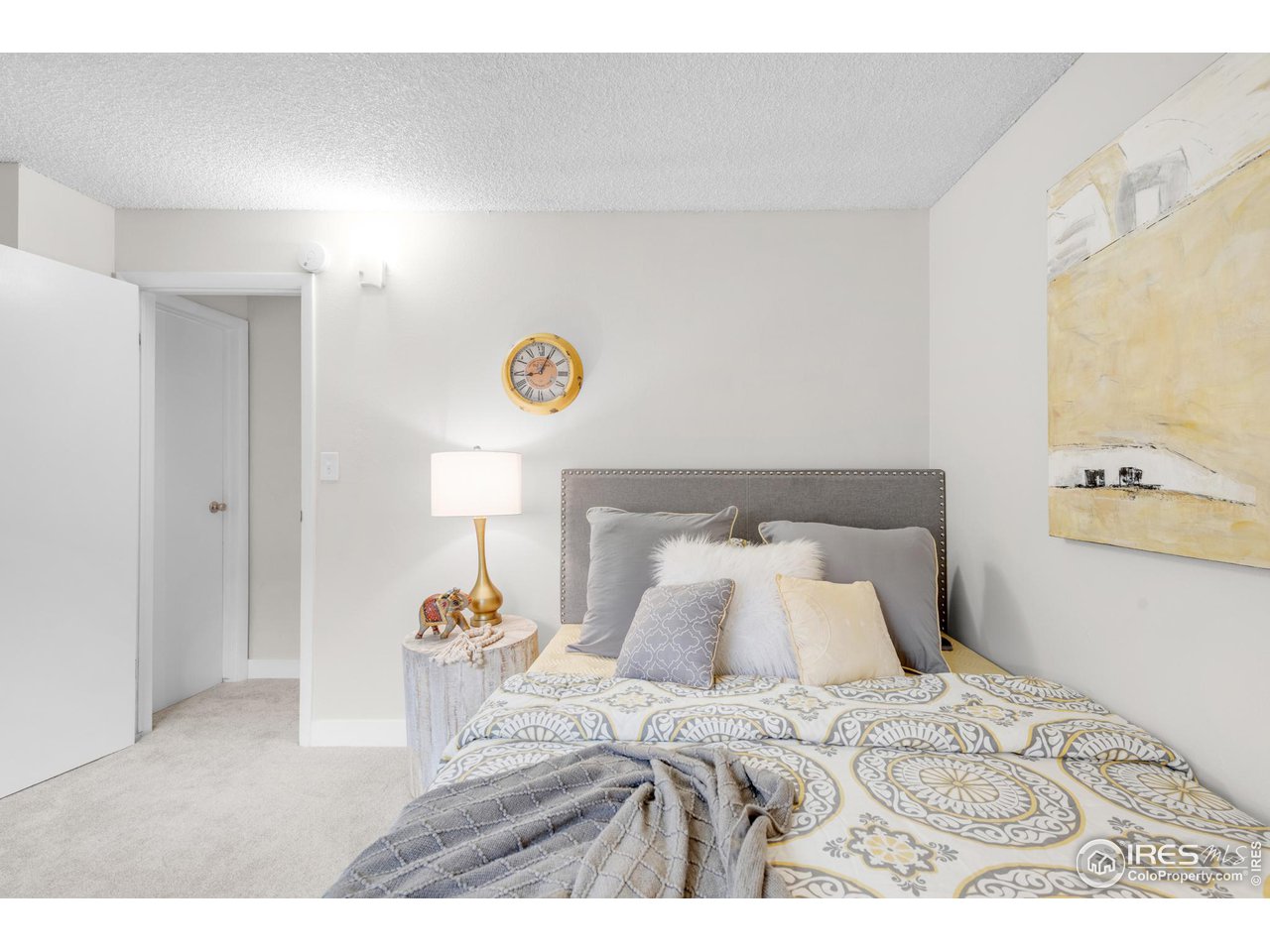 3161 Madison Ave N-306