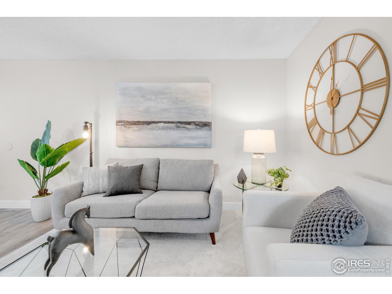 3161 Madison Ave N-306