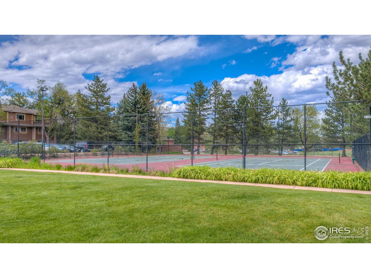 3161 Madison Ave N-306