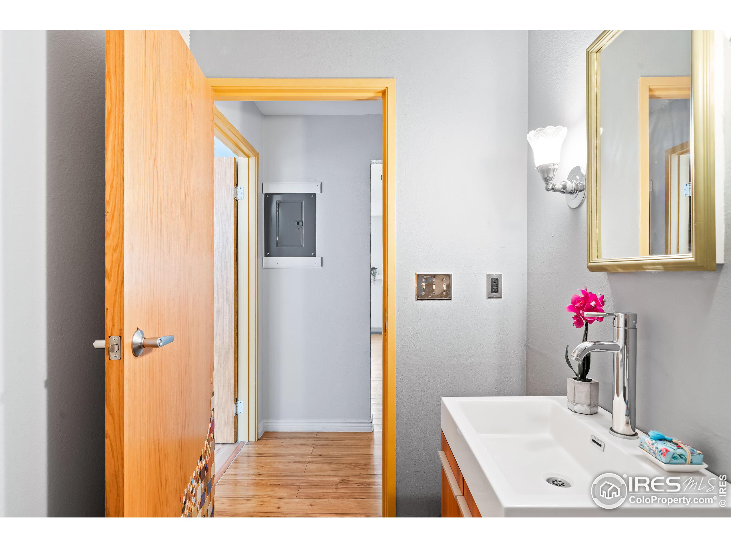 3315 Chisholm Trl 103