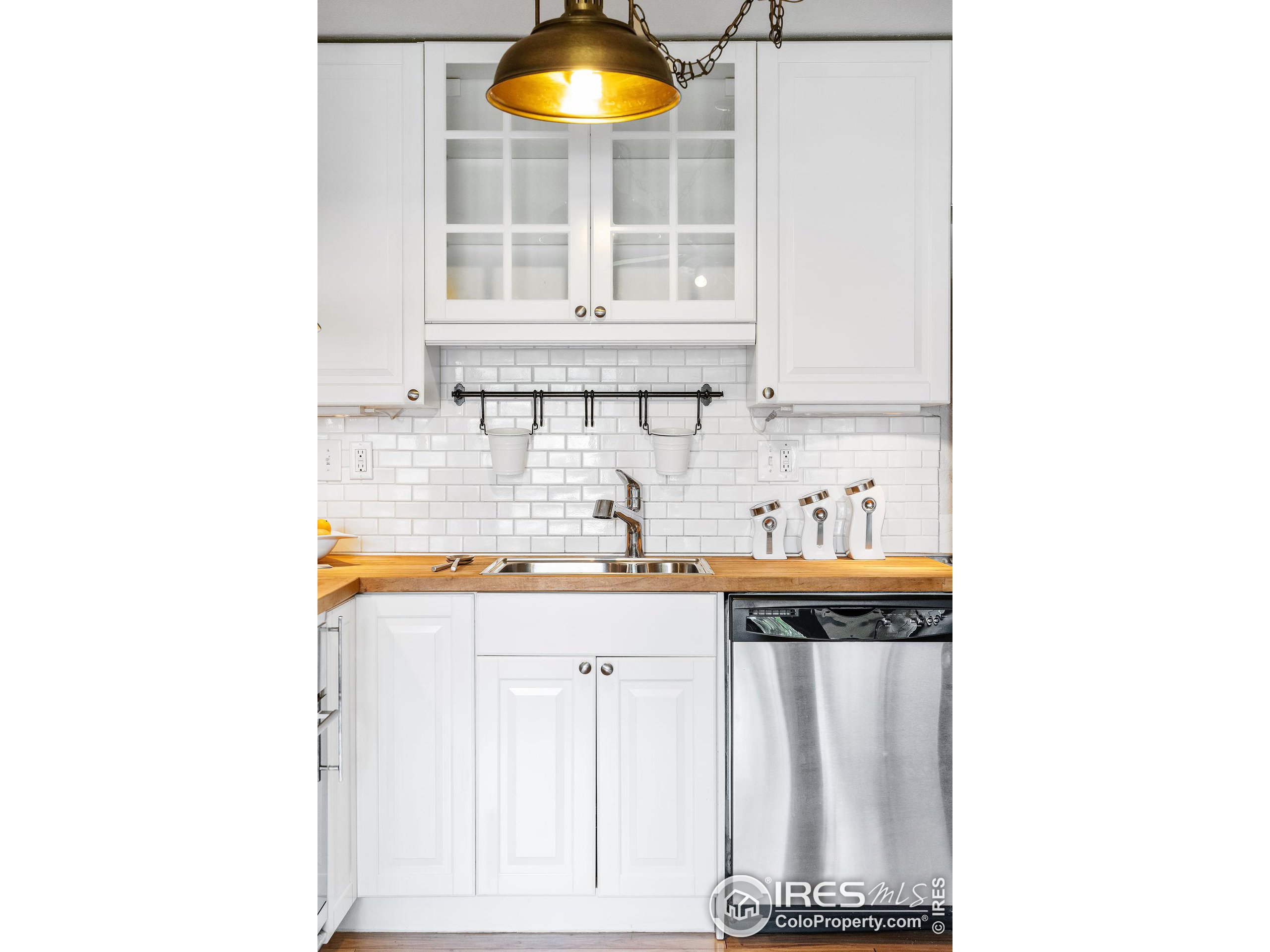 3315 Chisholm Trl 103