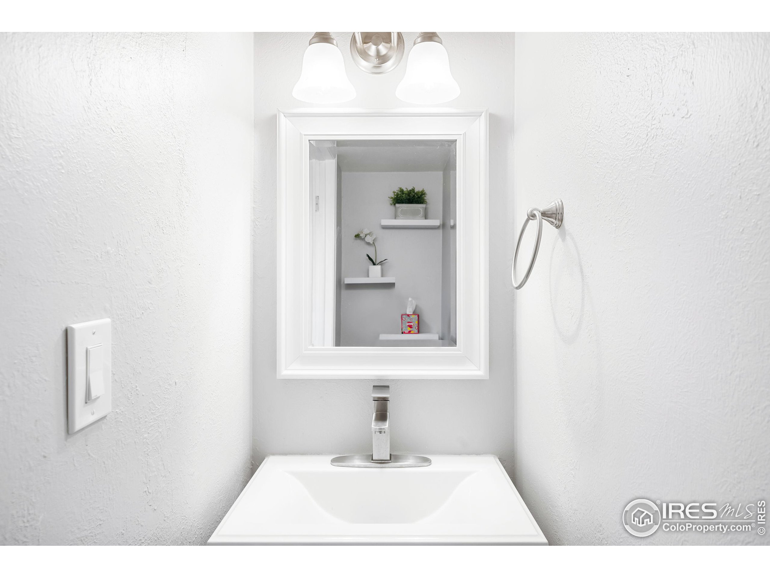 10454 Independence Cir