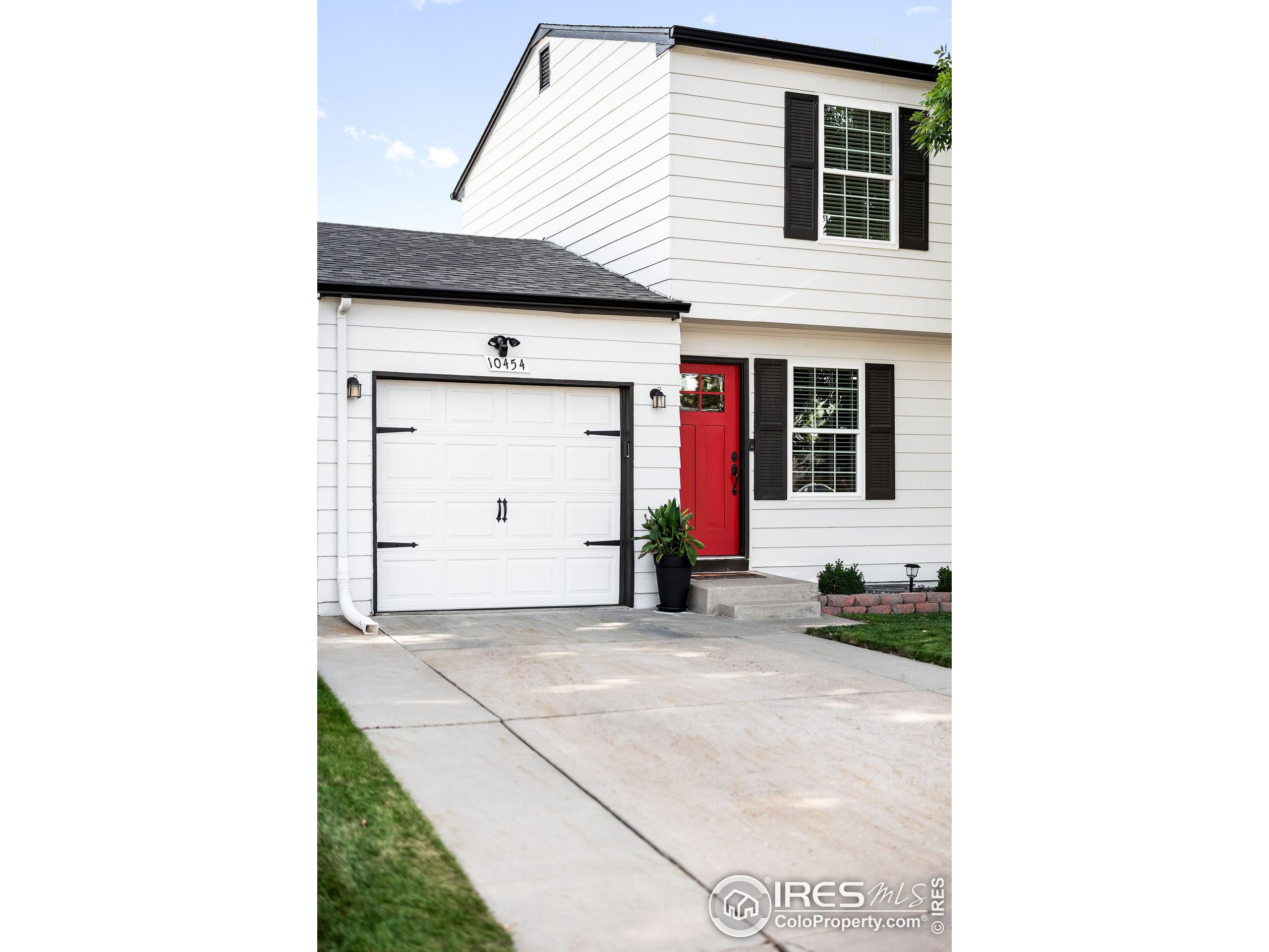 10454 Independence Cir