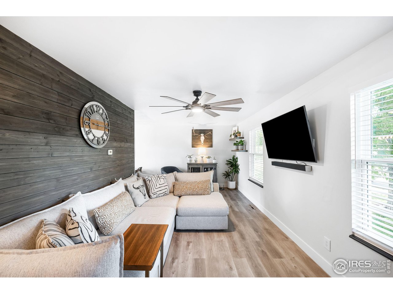 10454 Independence Cir