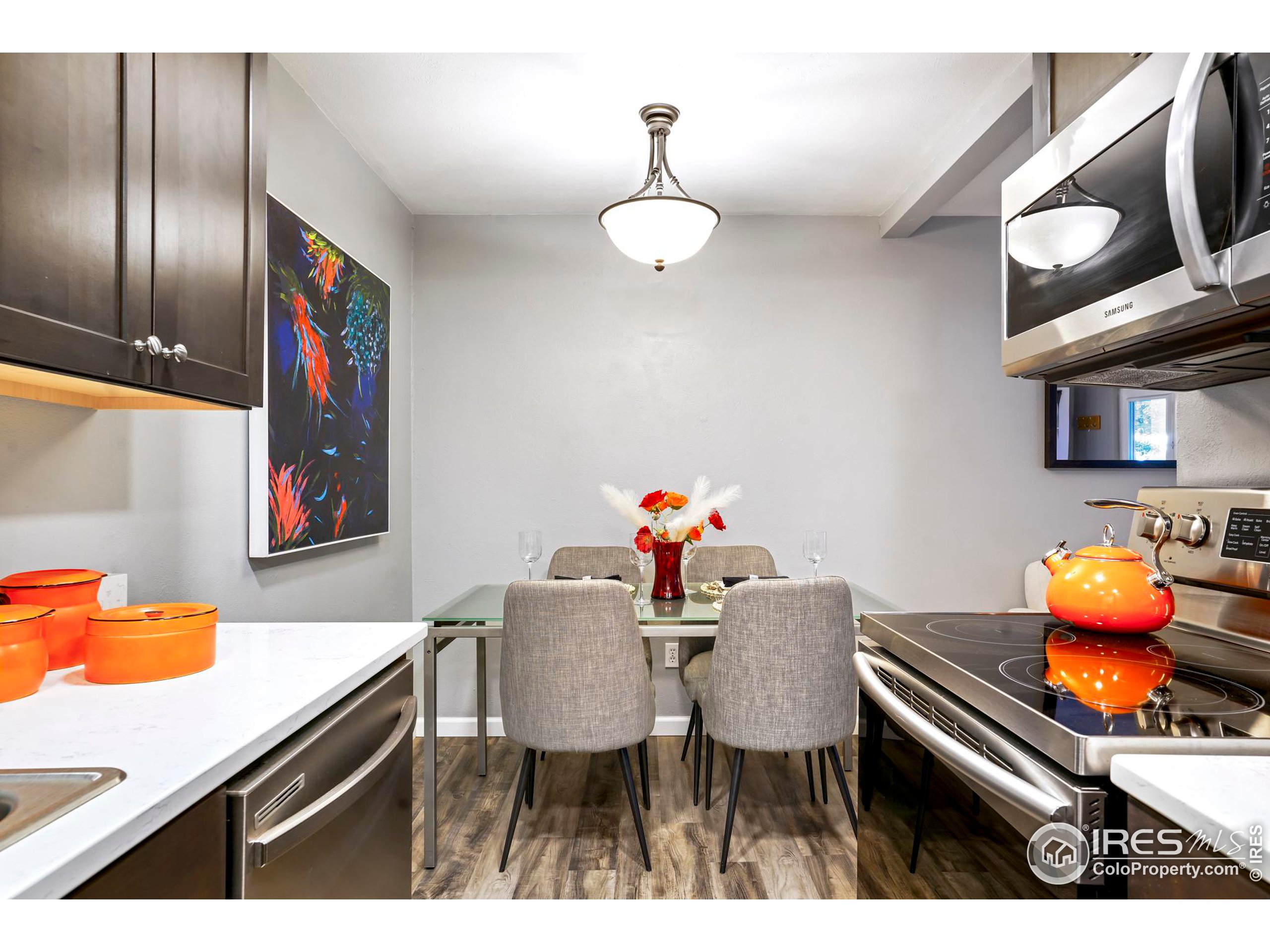 1111 Maxwell Ave 126