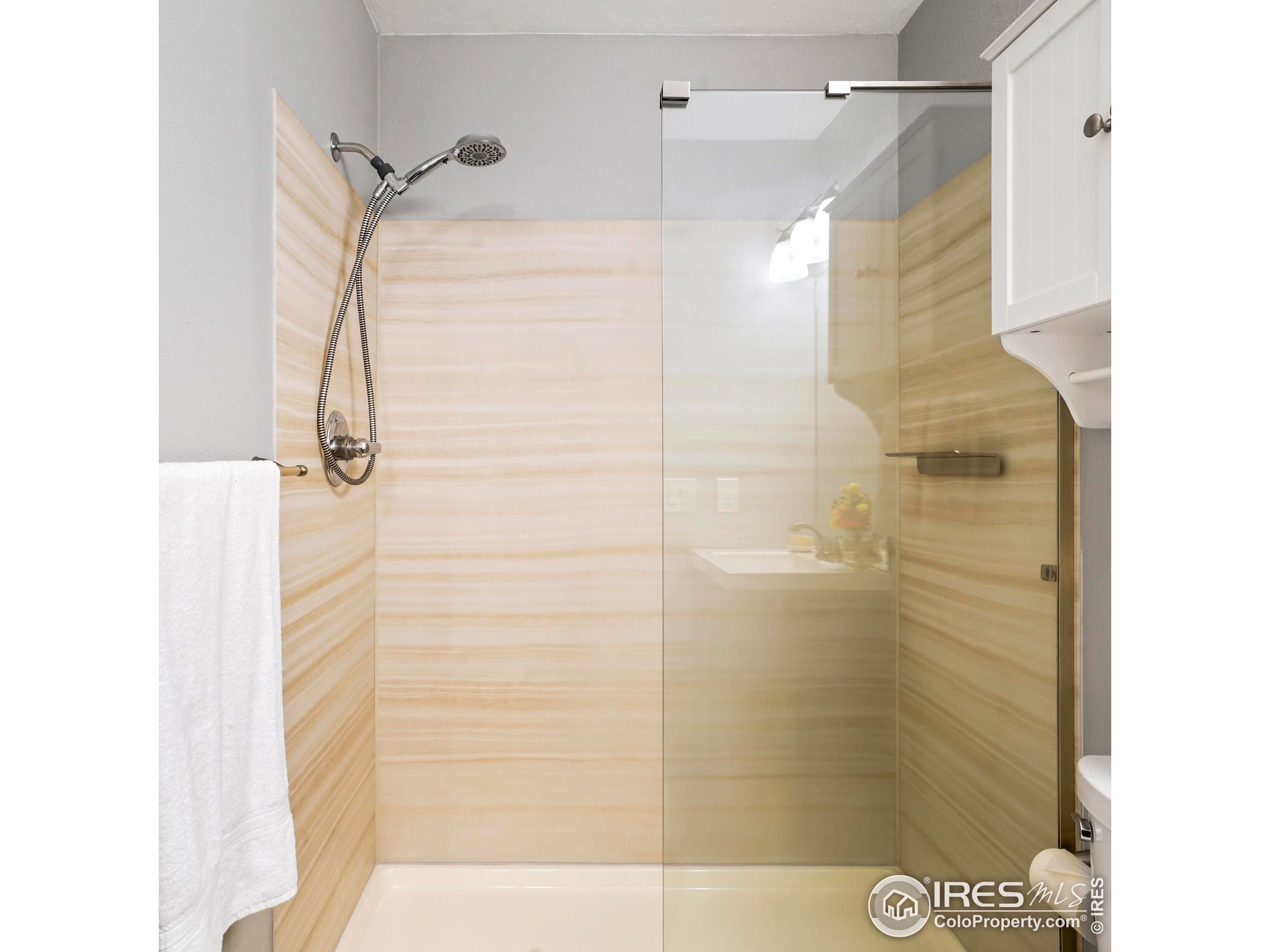 1111 Maxwell Ave 126