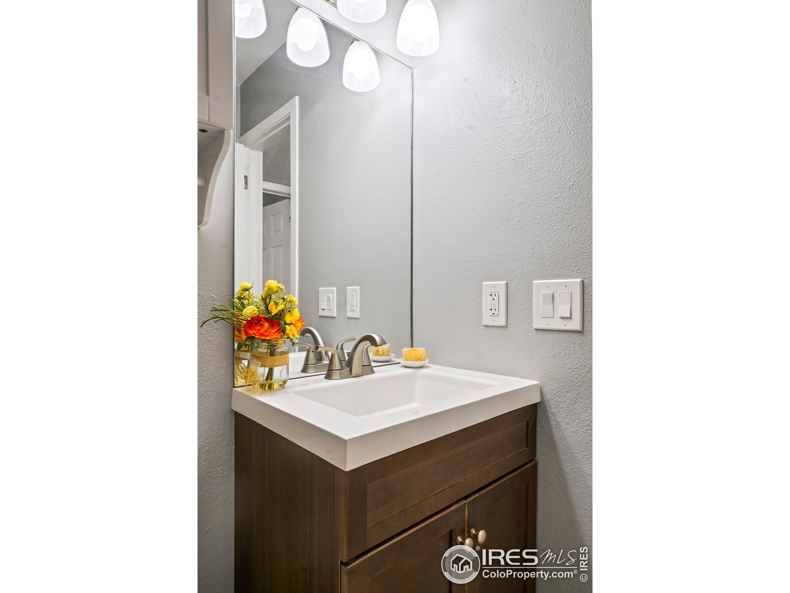 1111 Maxwell Ave 126