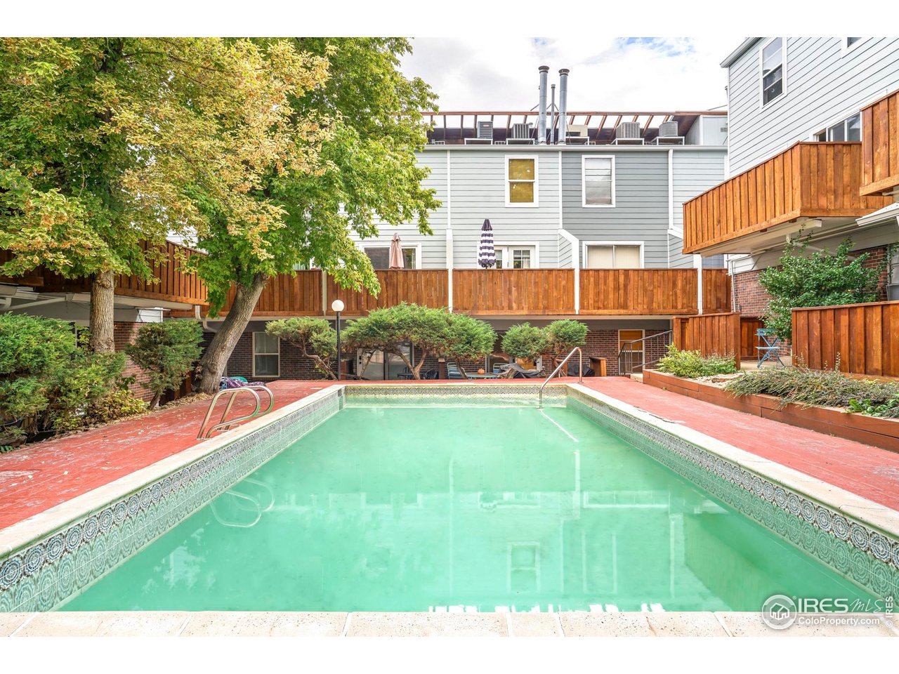 1111 Maxwell Ave 126