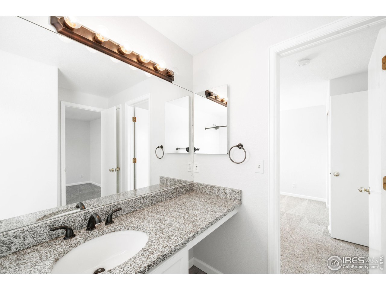 951 Quarterhorse Trl