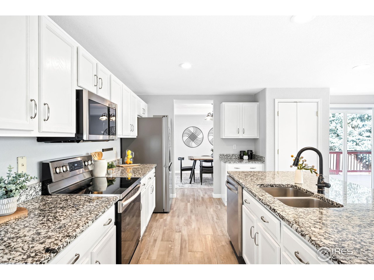 951 Quarterhorse Trl