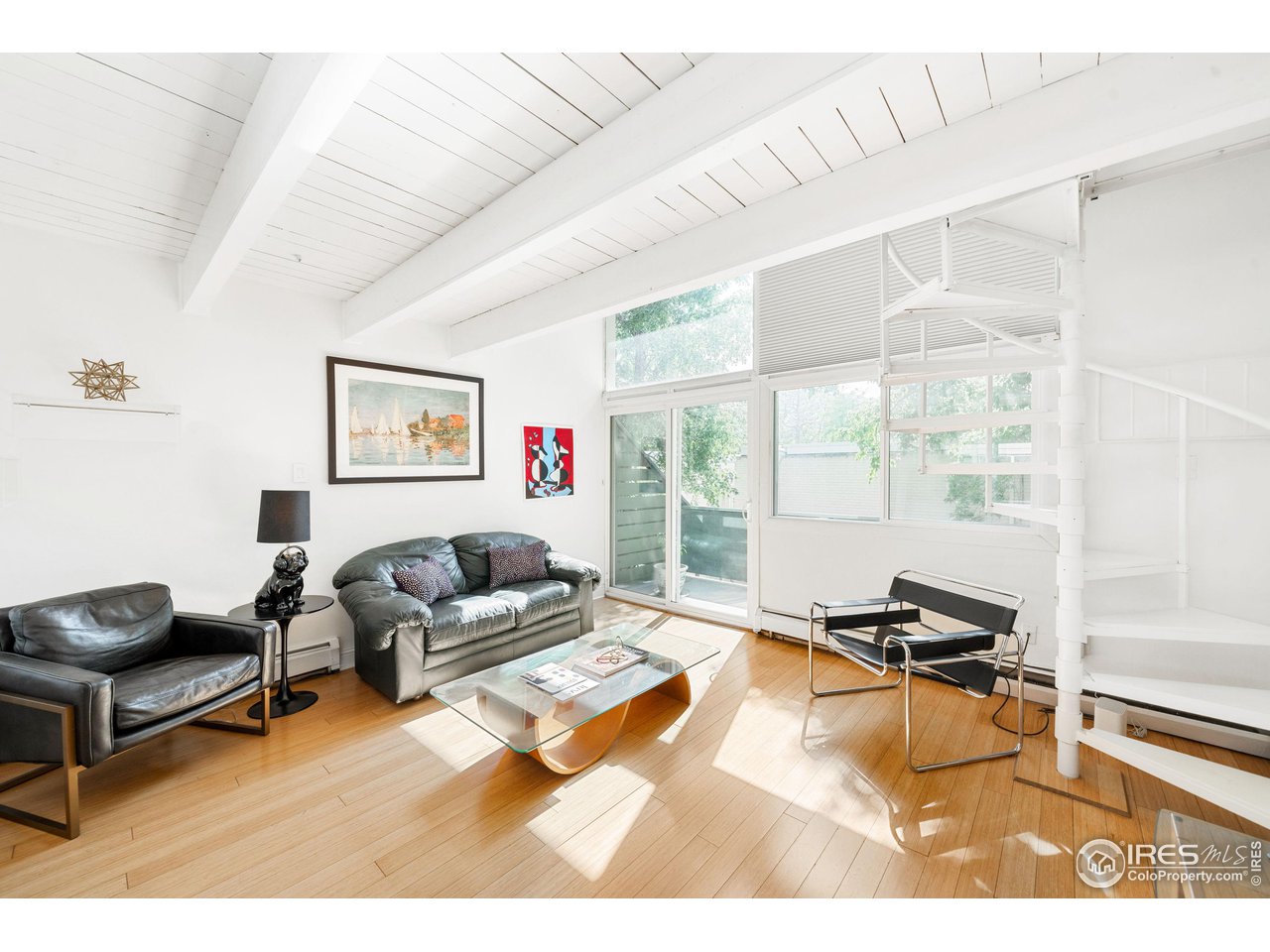 1842 Canyon Blvd 211