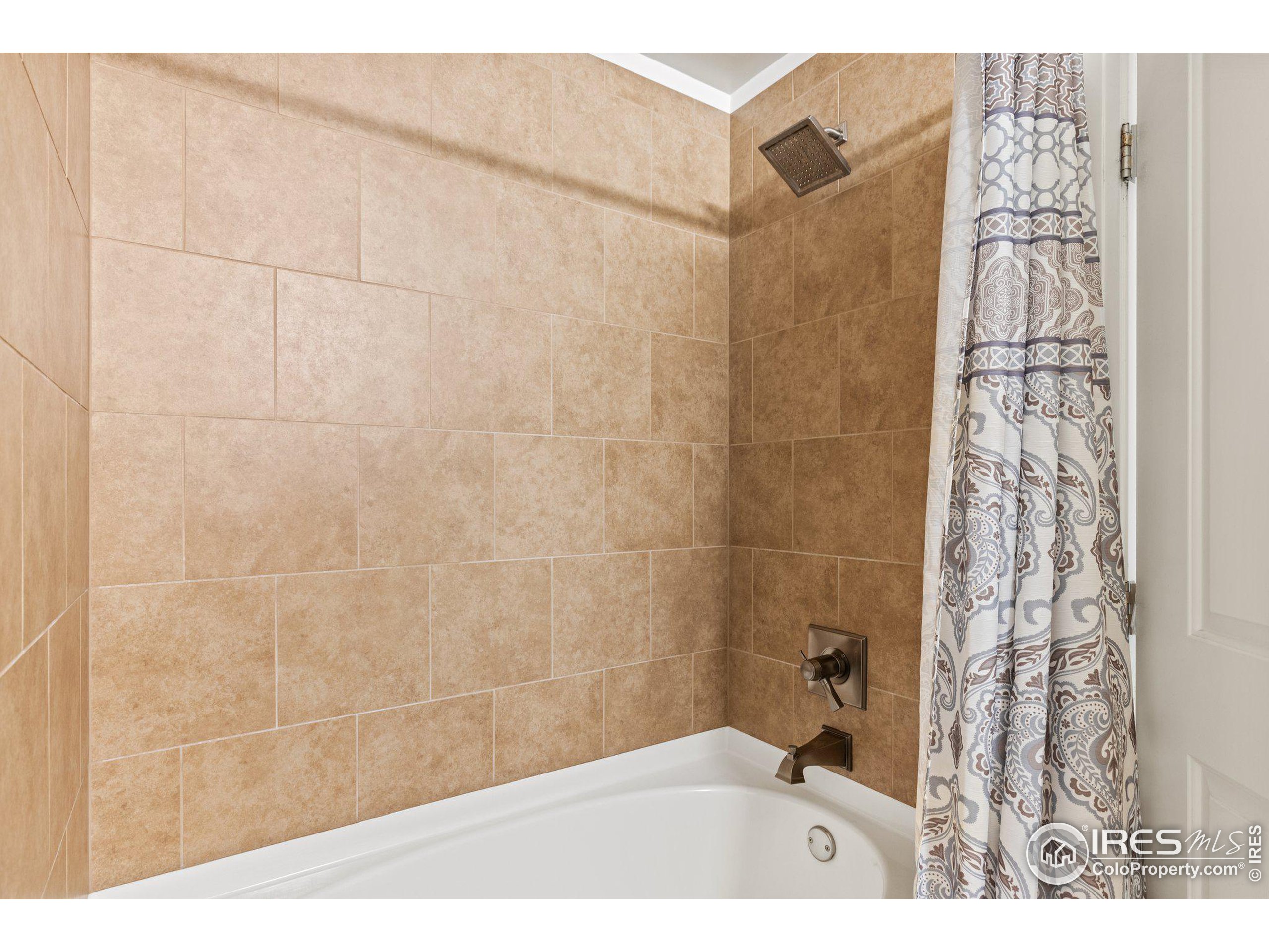 3301 Arapahoe Ave 225