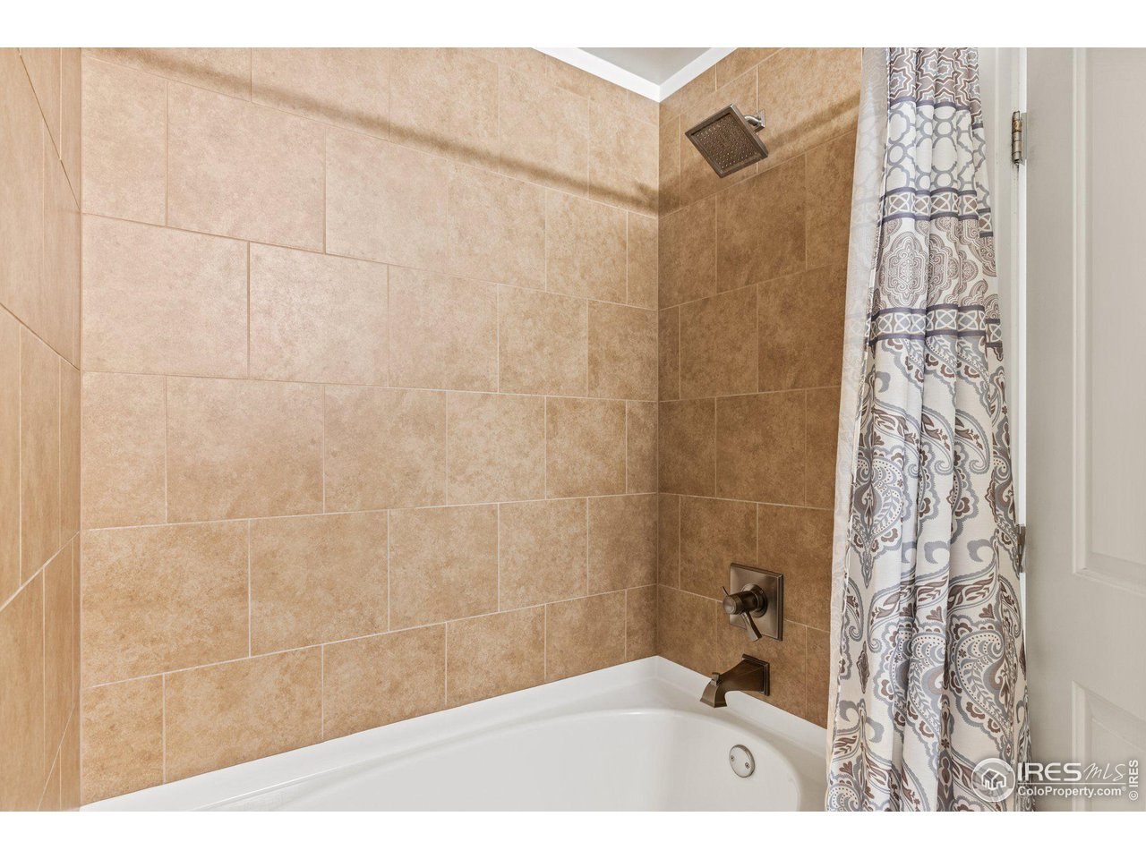 3301 Arapahoe Ave 225