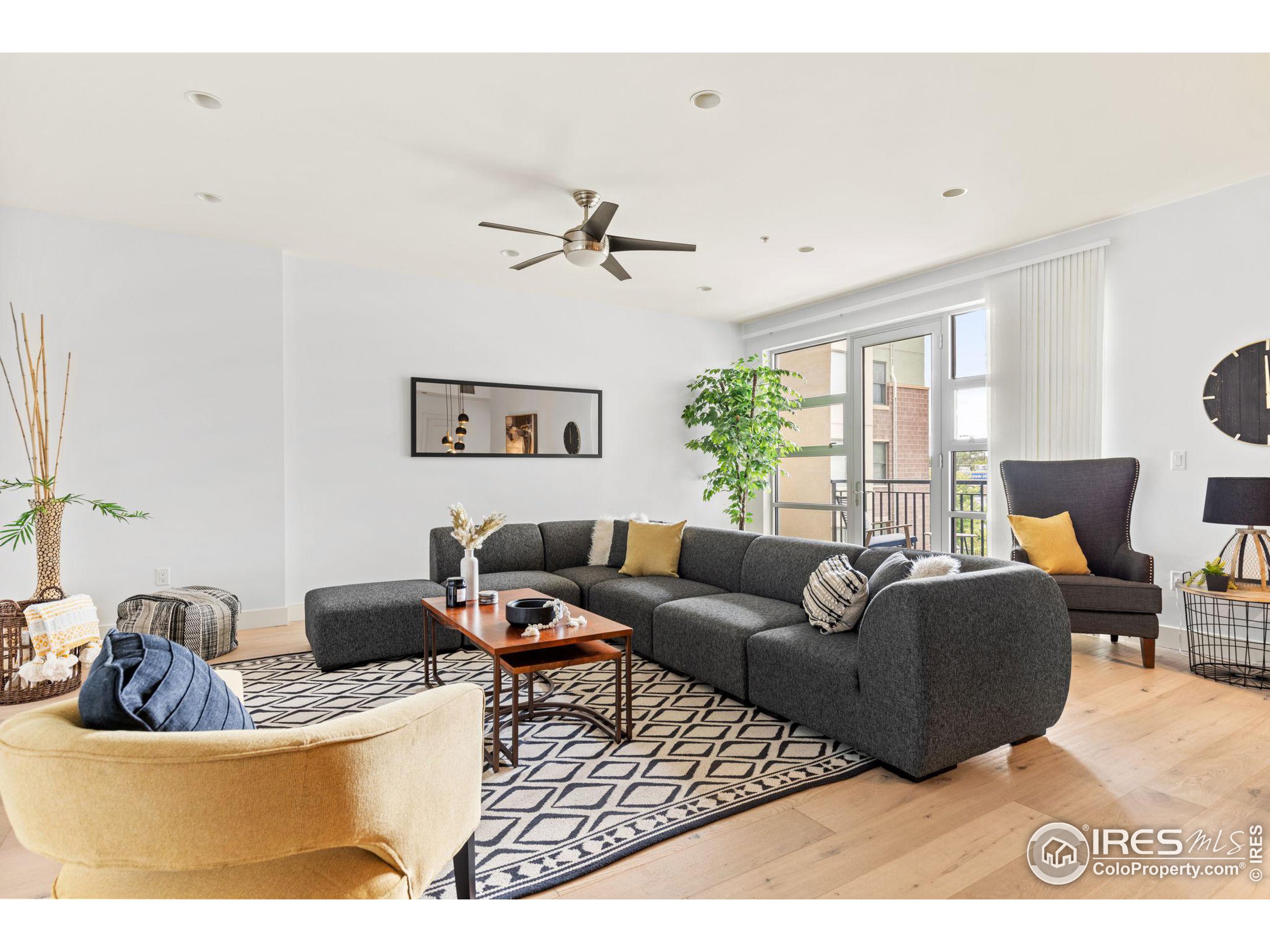 3301 Arapahoe Ave 225