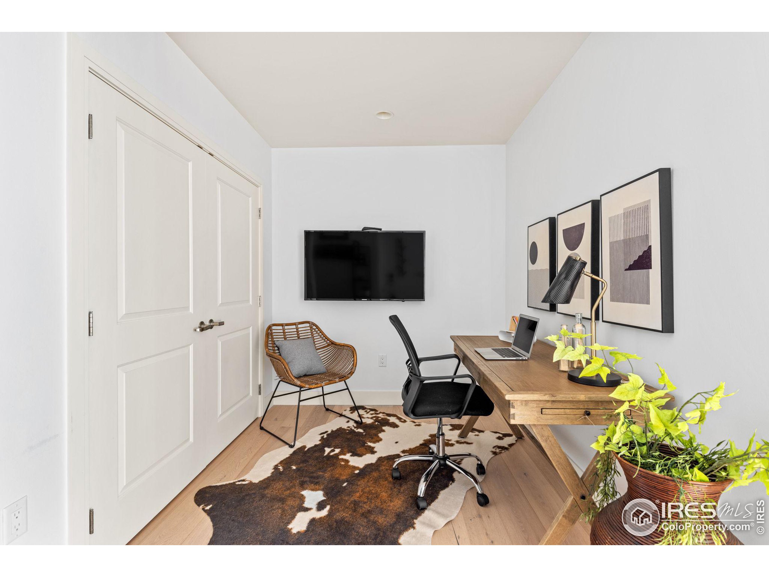 3301 Arapahoe Ave 225