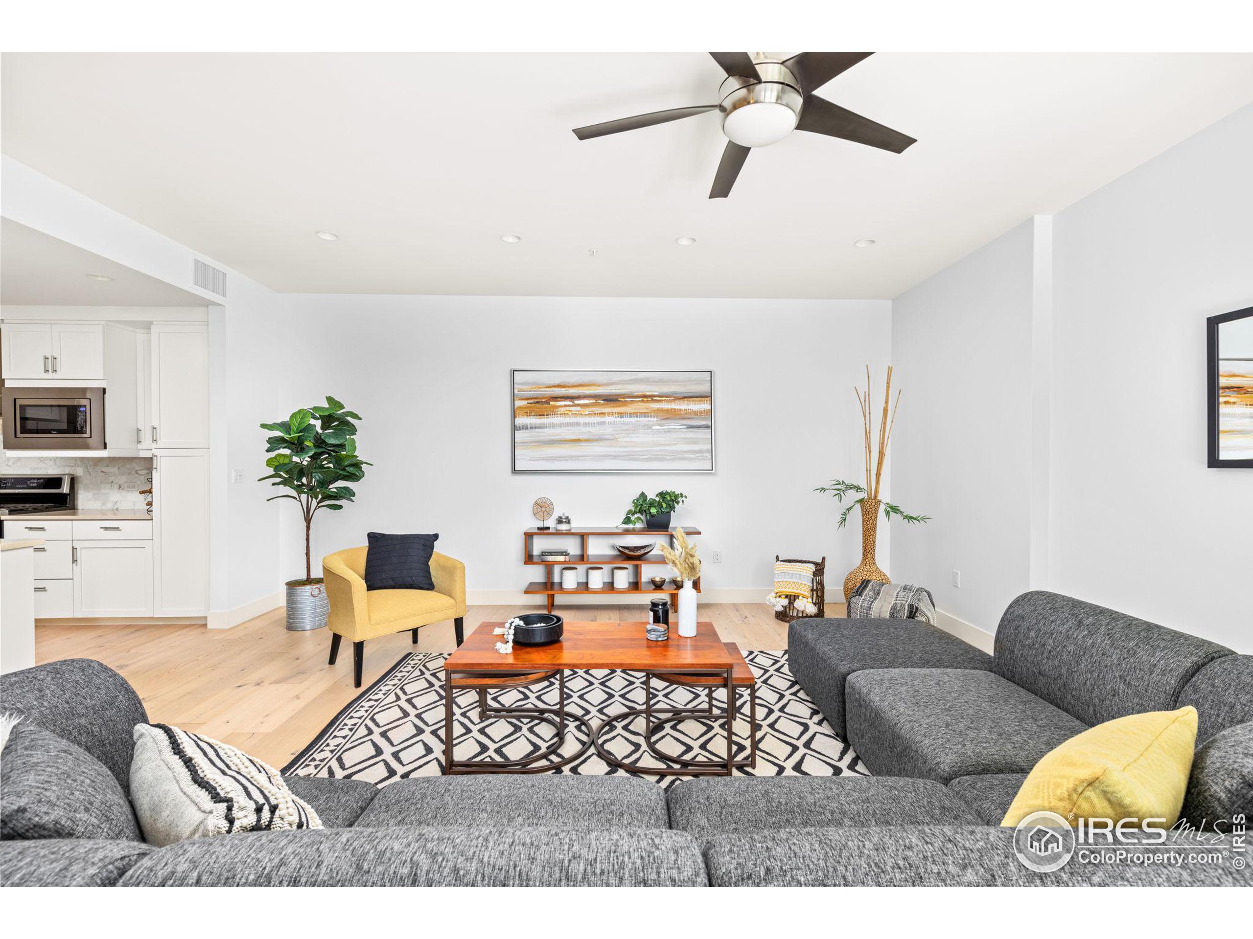 3301 Arapahoe Ave 225