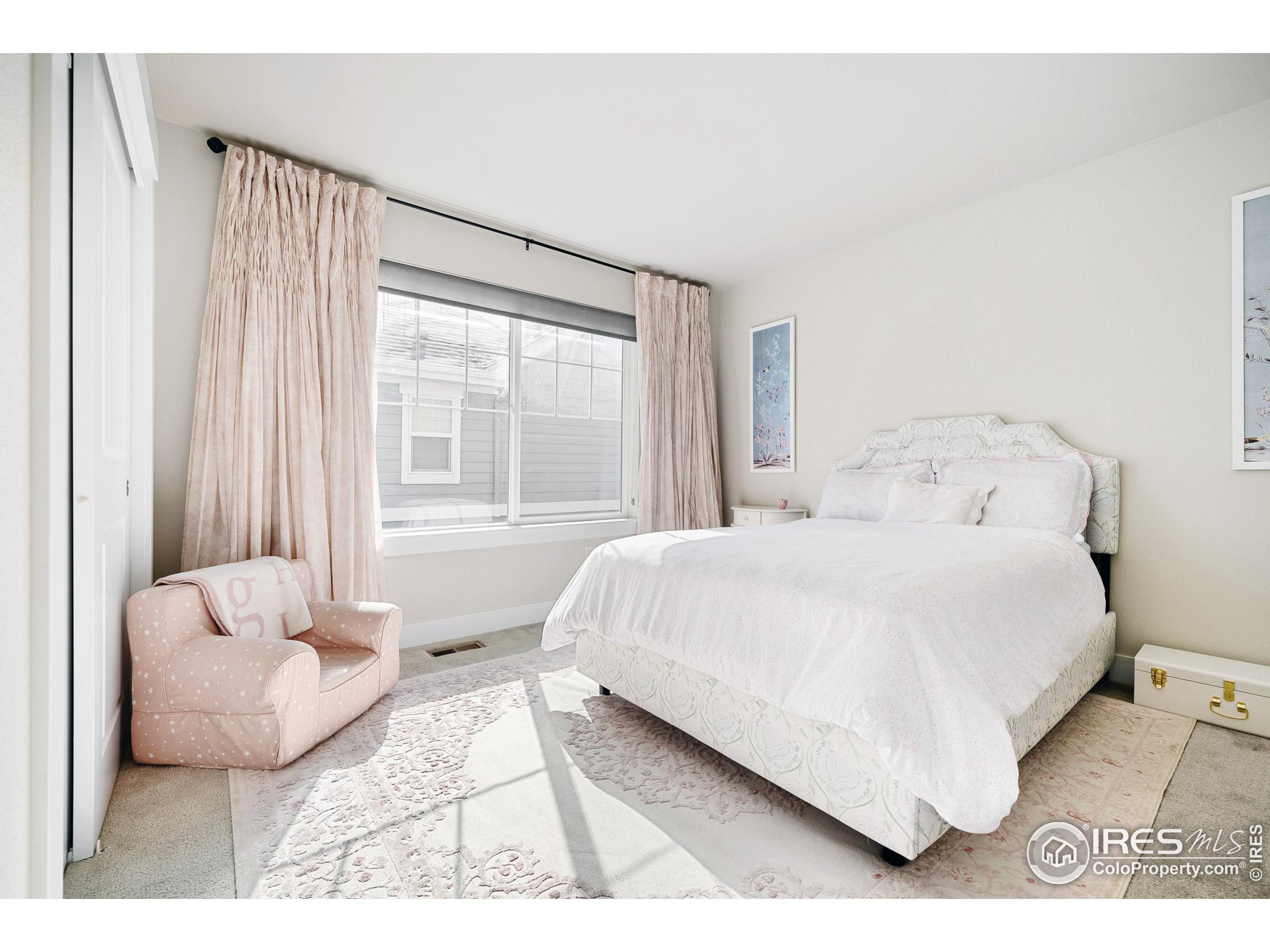 548 Straight Creek Way