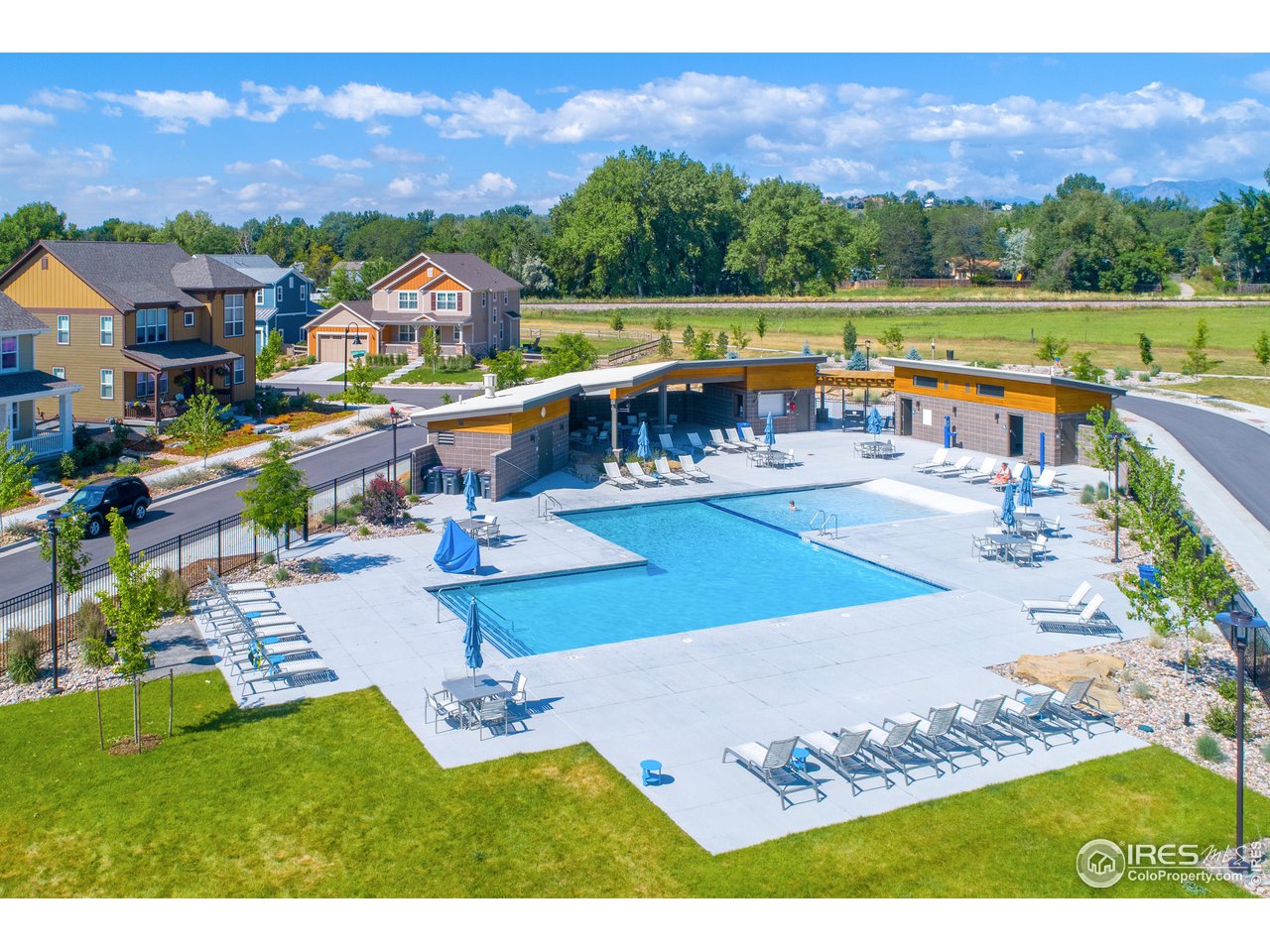 548 Straight Creek Way