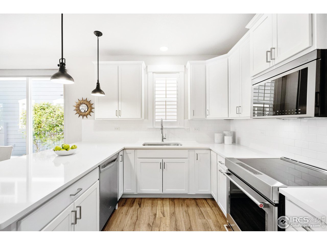 548 Straight Creek Way