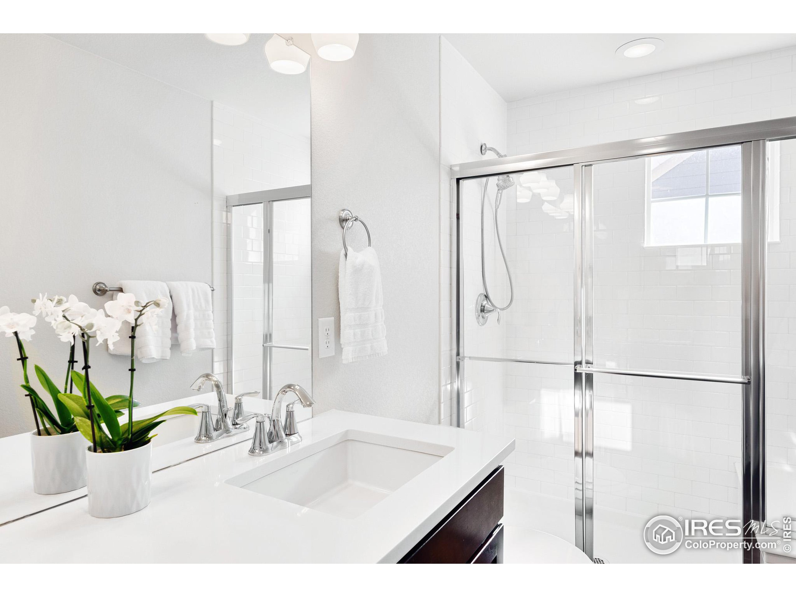 548 Straight Creek Way