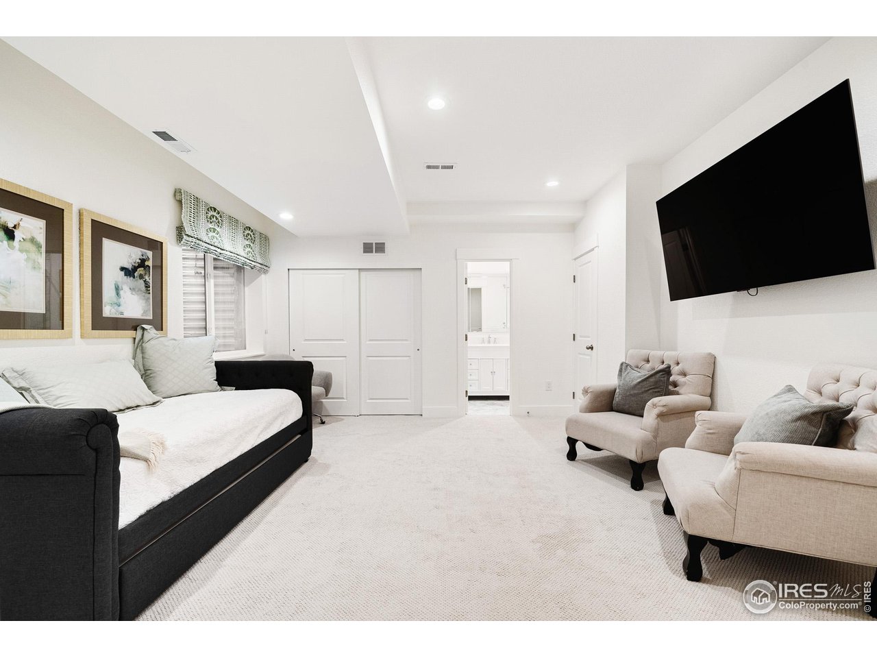 548 Straight Creek Way