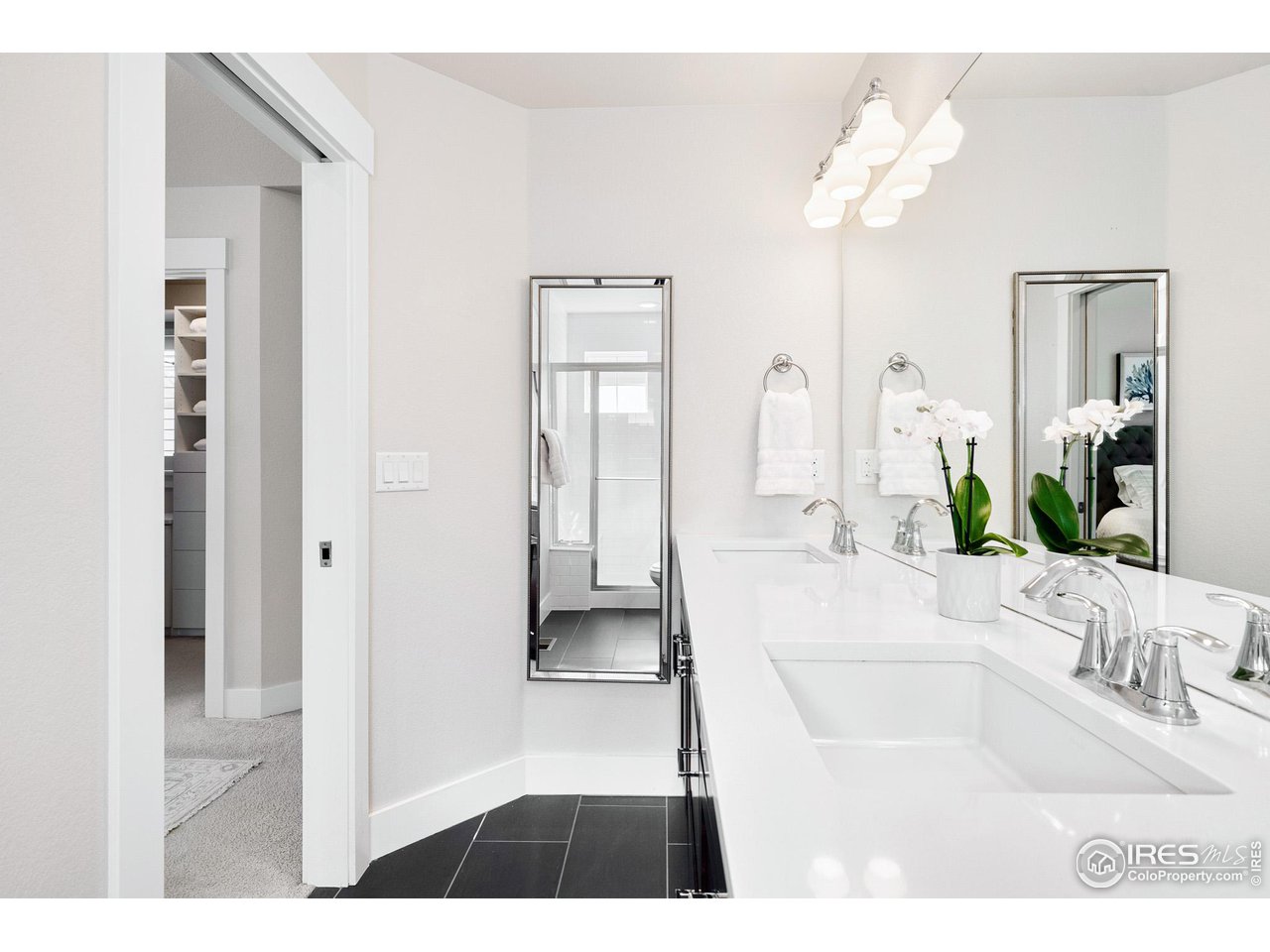 548 Straight Creek Way