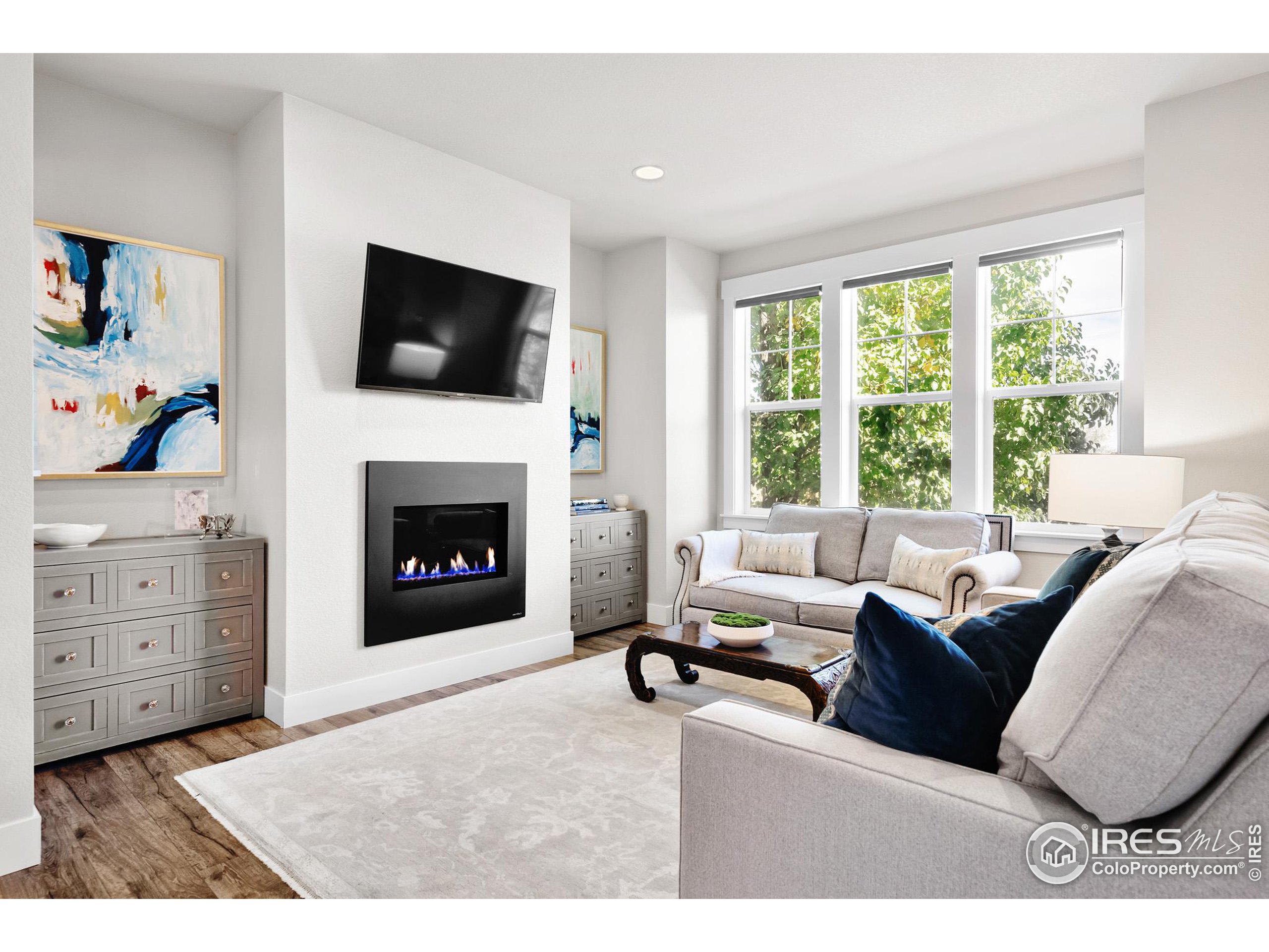 548 Straight Creek Way