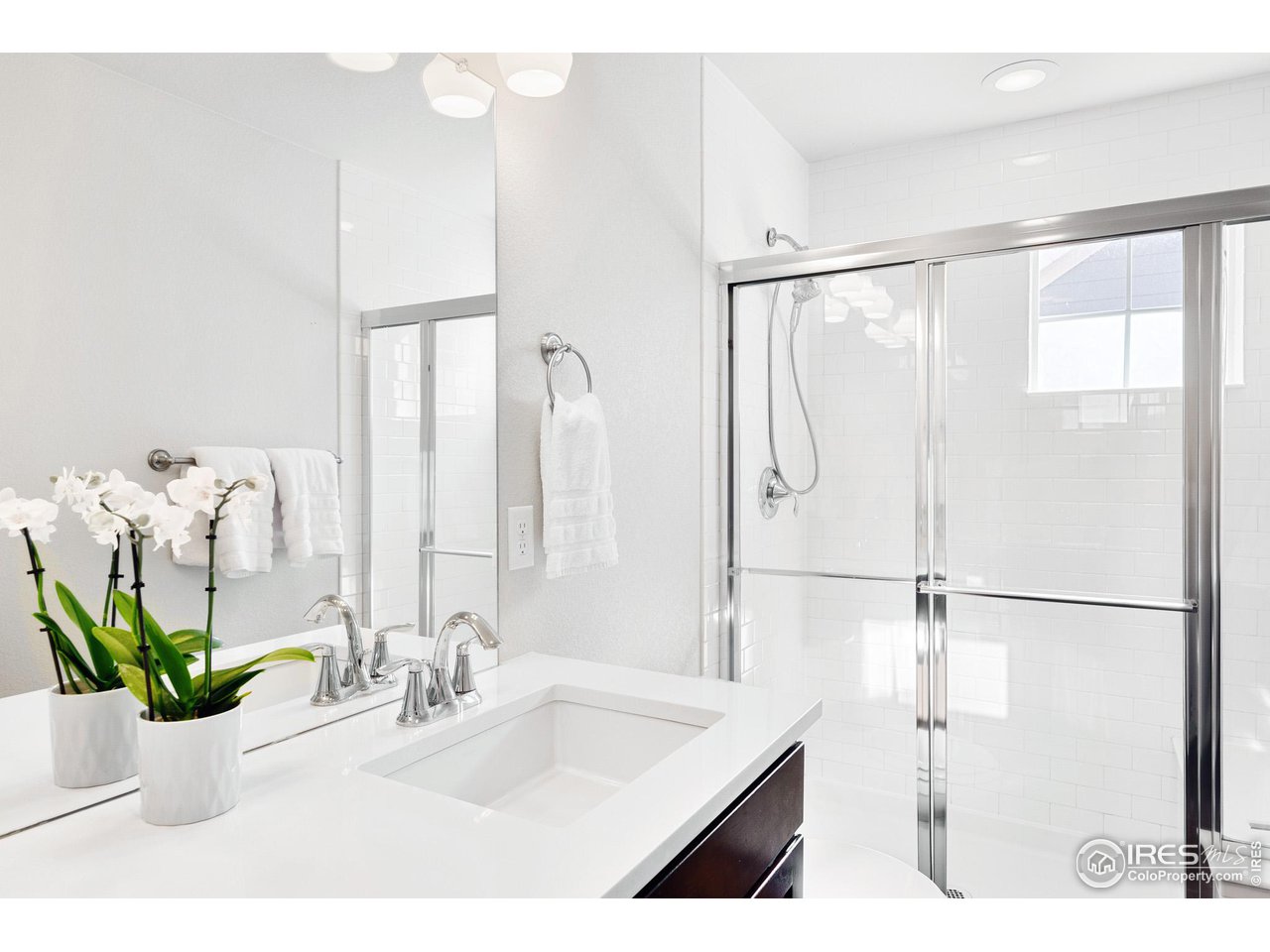 548 Straight Creek Way