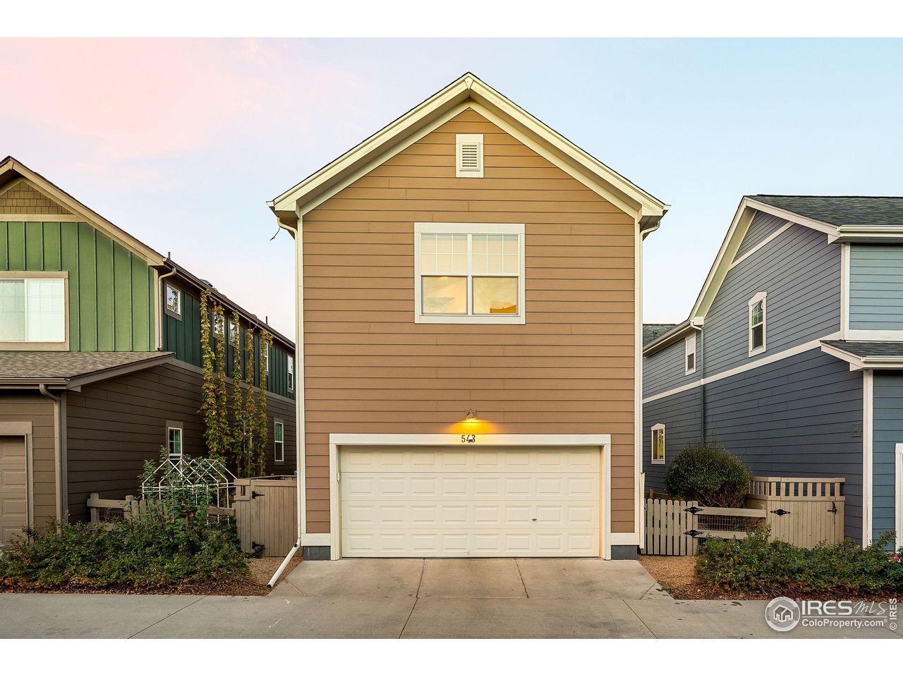 548 Straight Creek Way