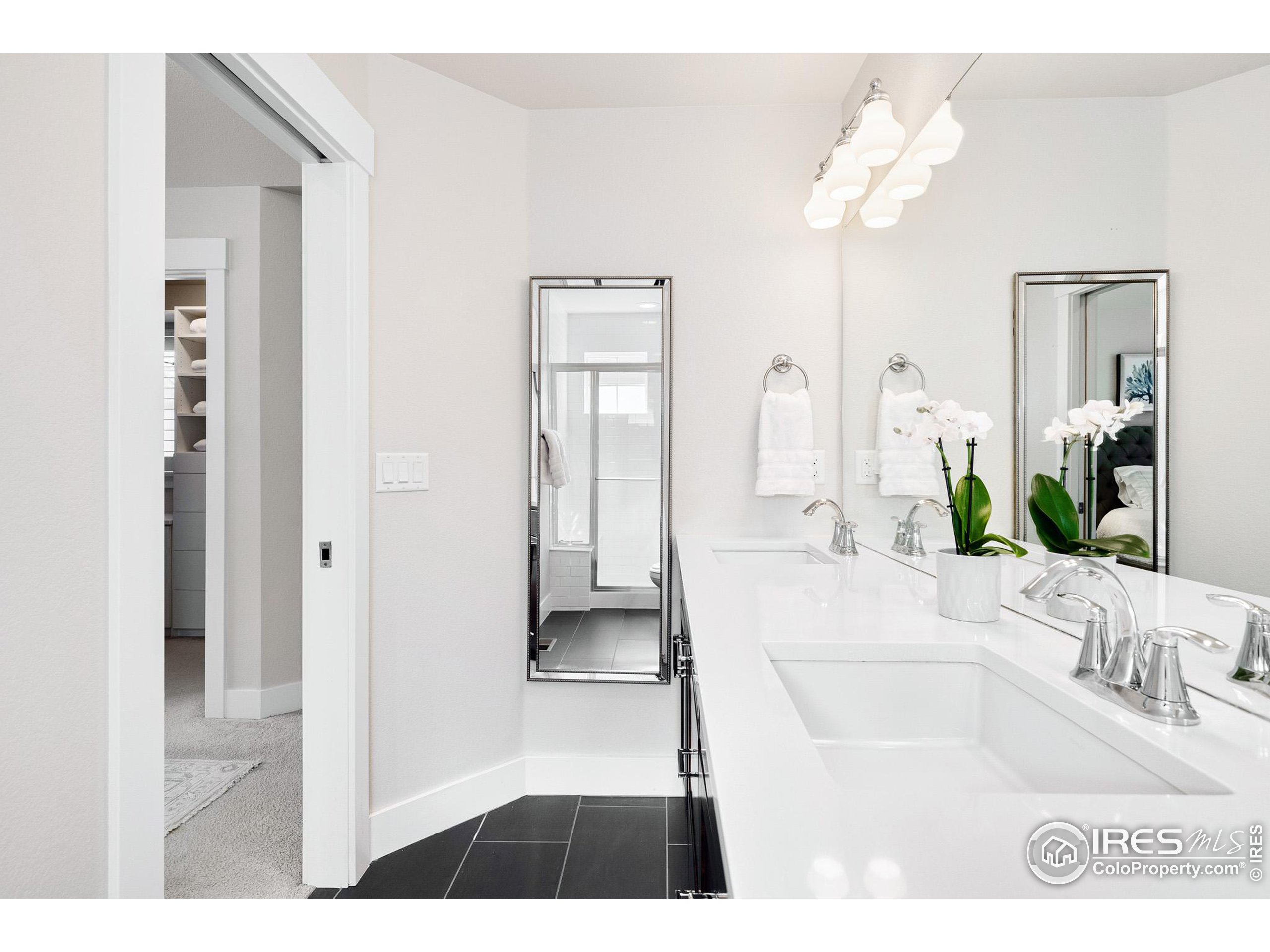 548 Straight Creek Way