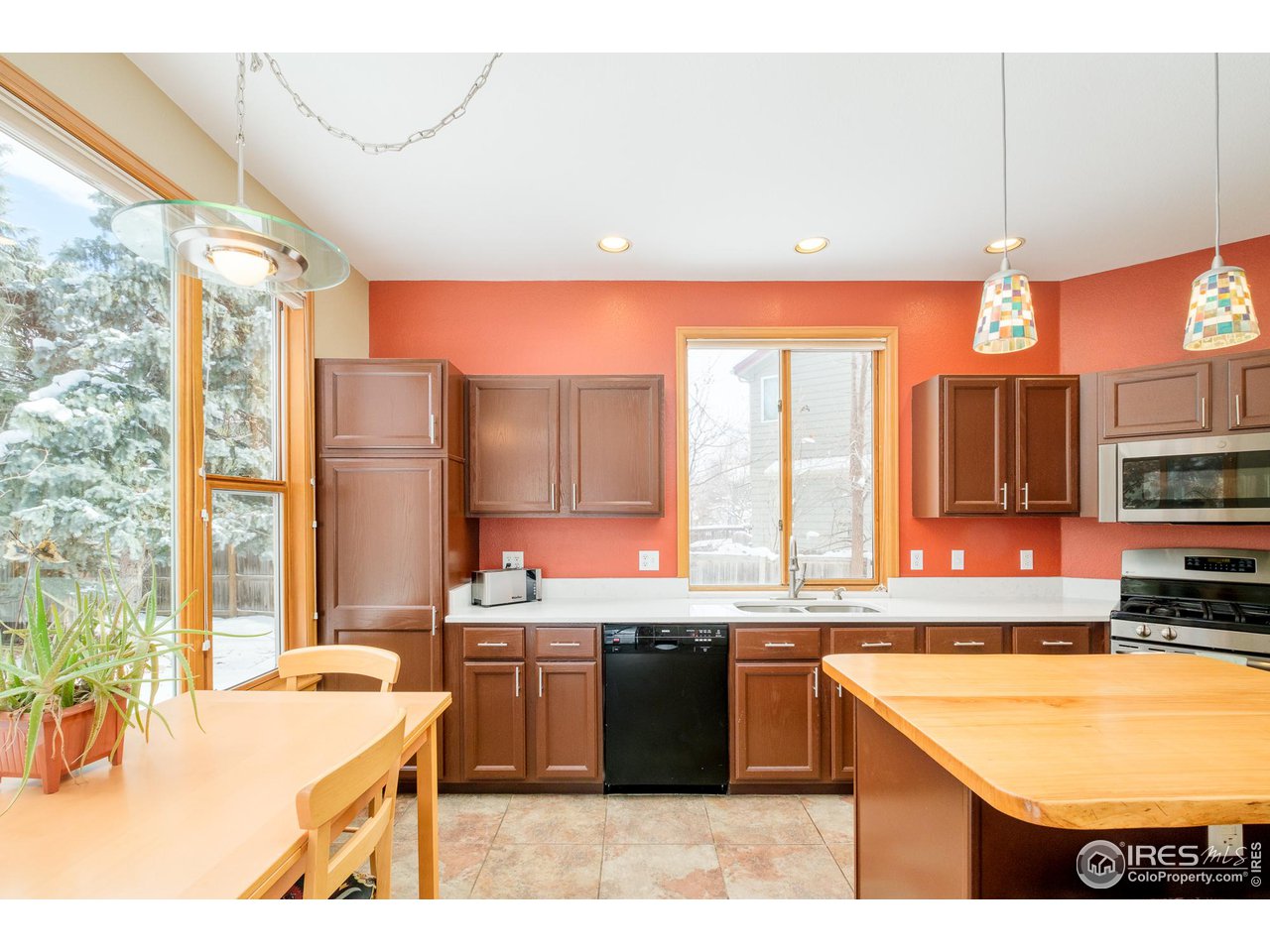 4588 Pussy Willow Ct