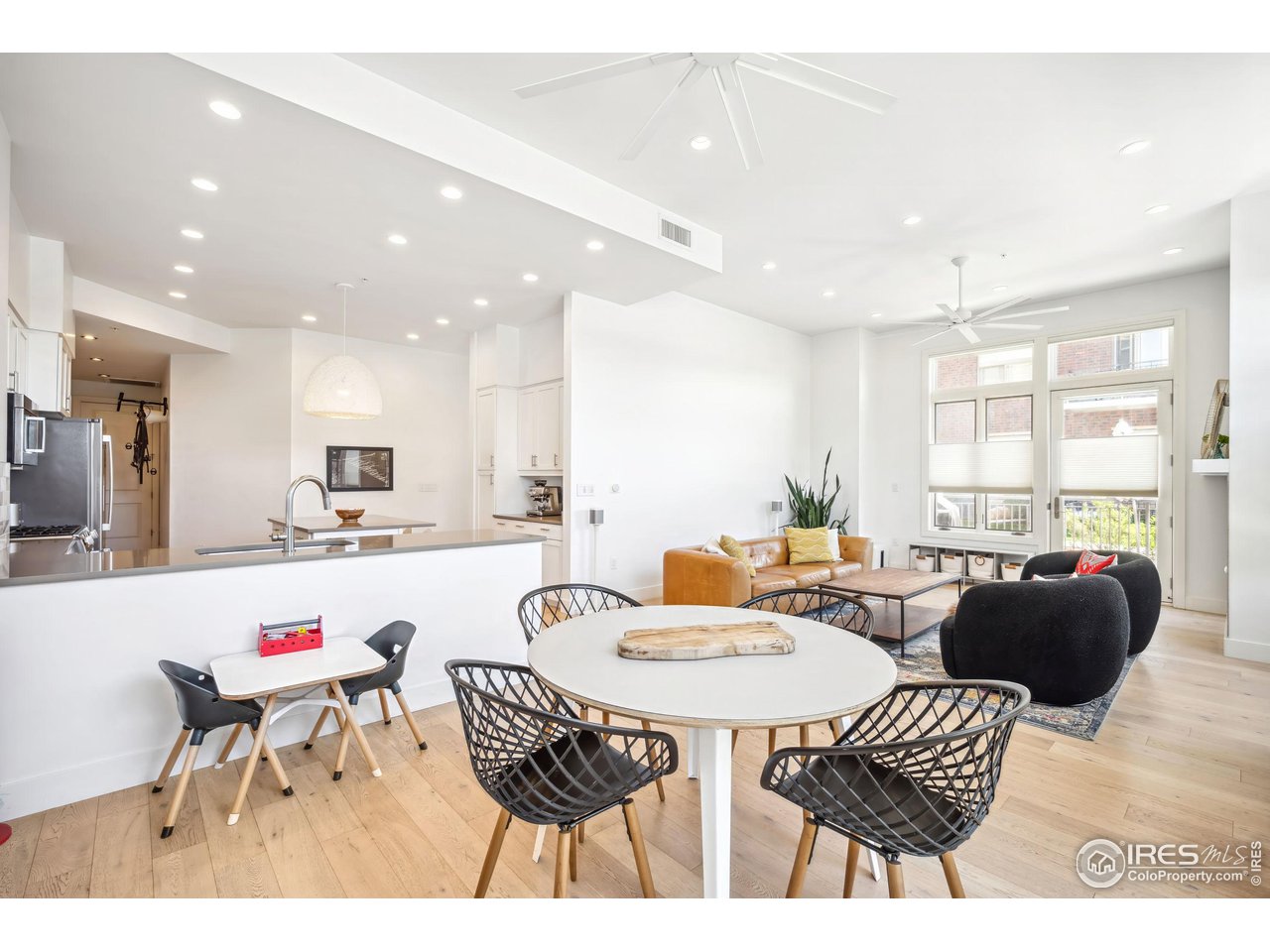 3301 Arapahoe Ave 117