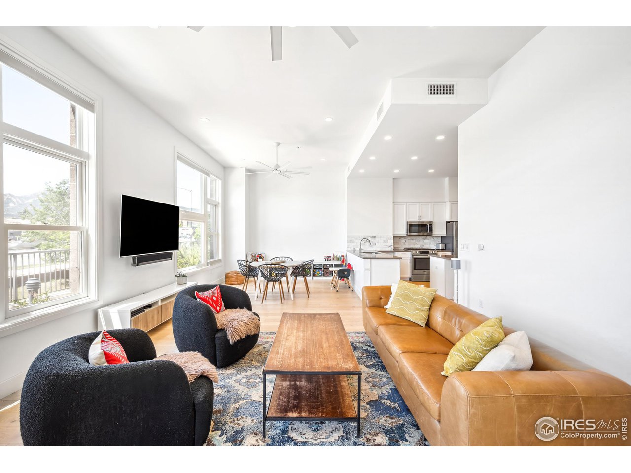 3301 Arapahoe Ave 117