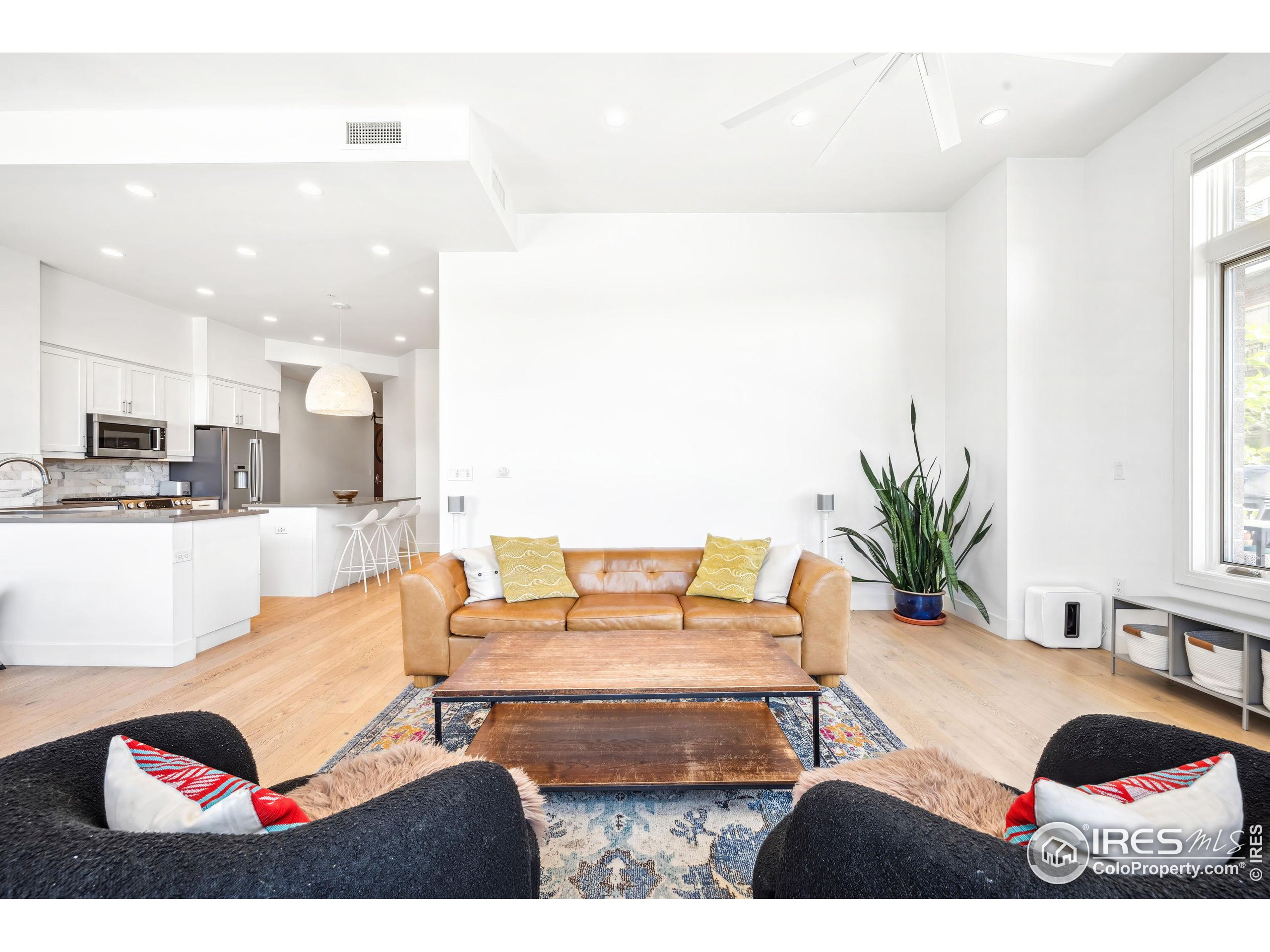 3301 Arapahoe Ave 117