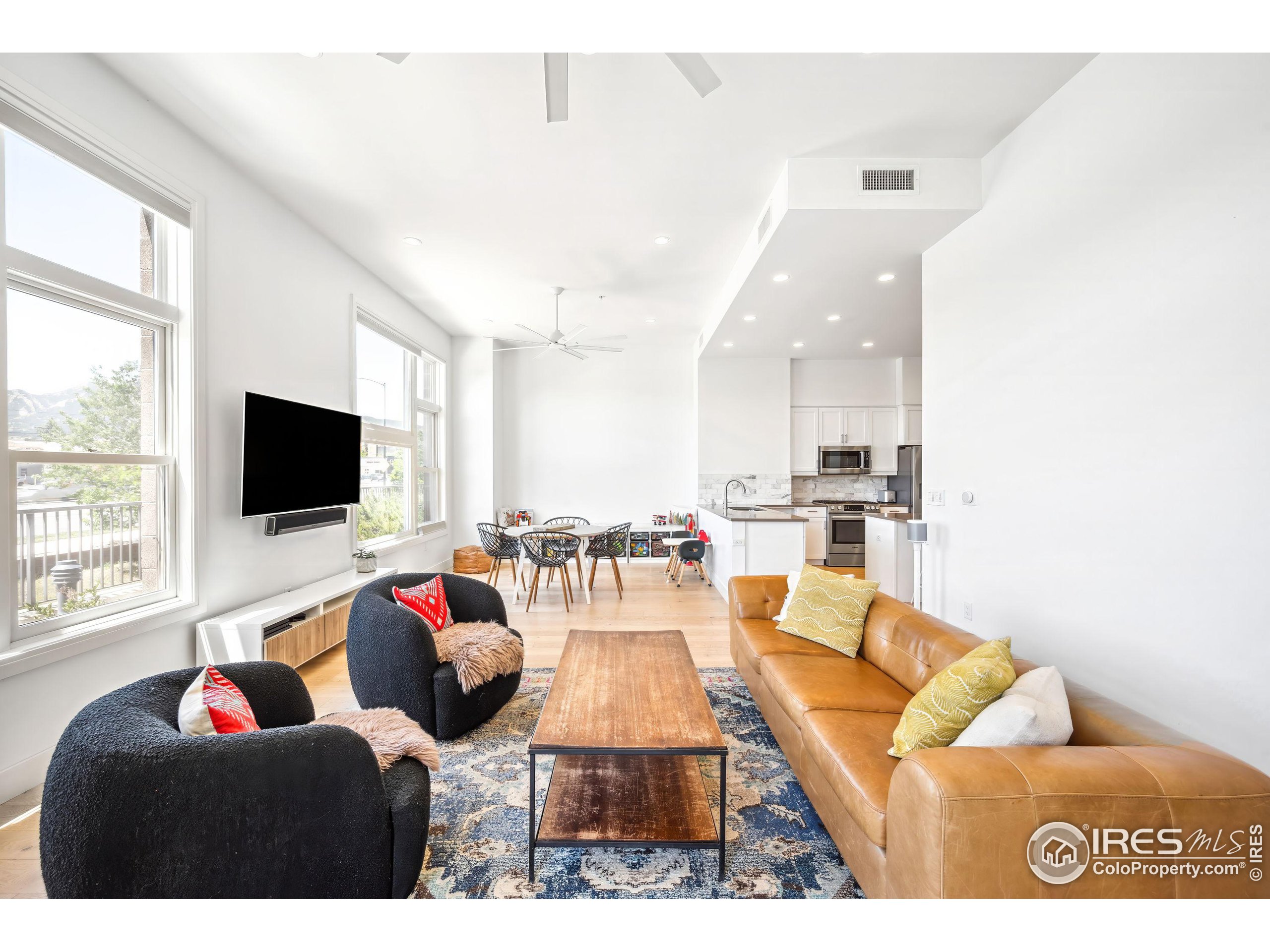 3301 Arapahoe Ave 117