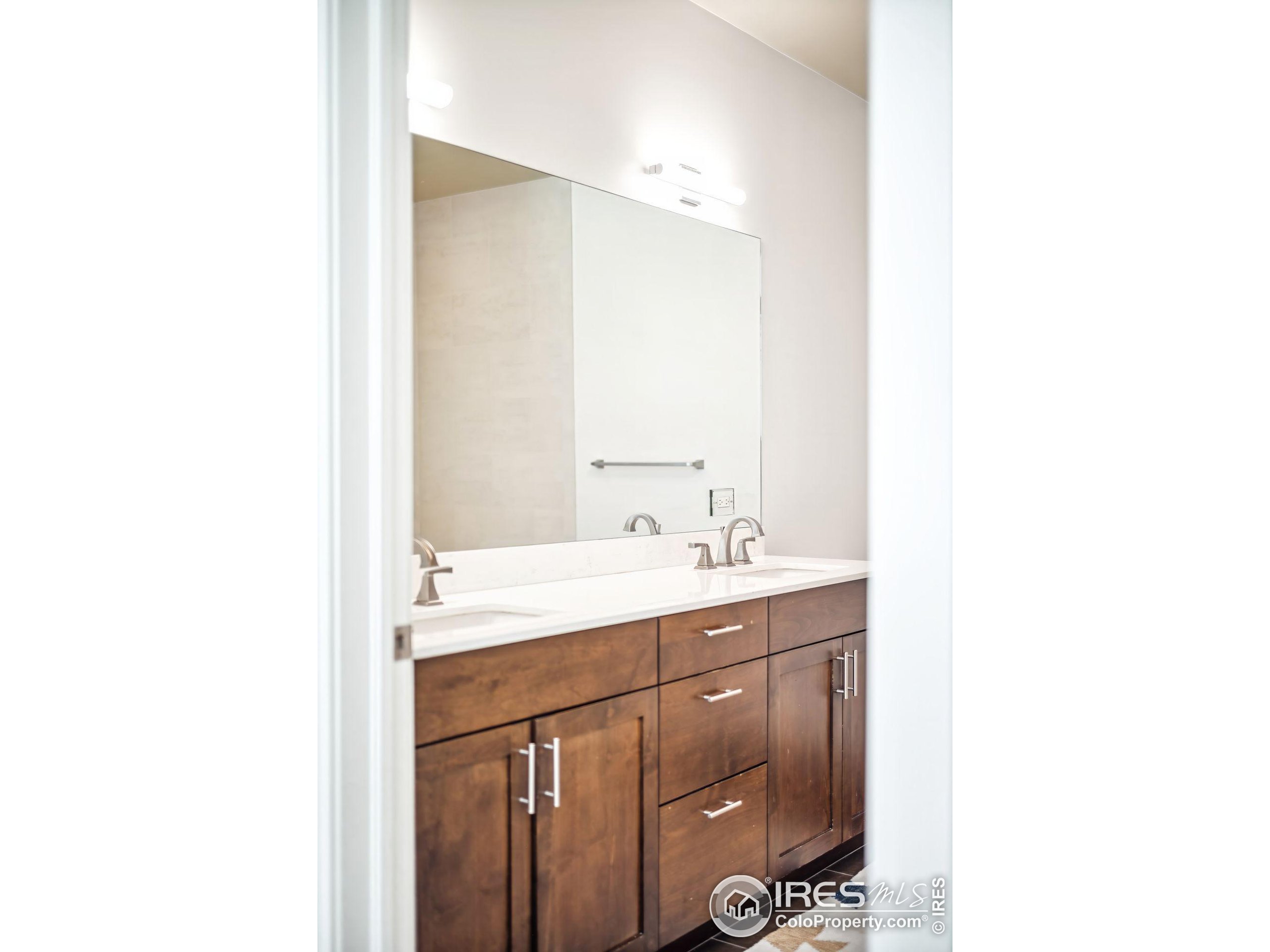 3301 Arapahoe Ave 117