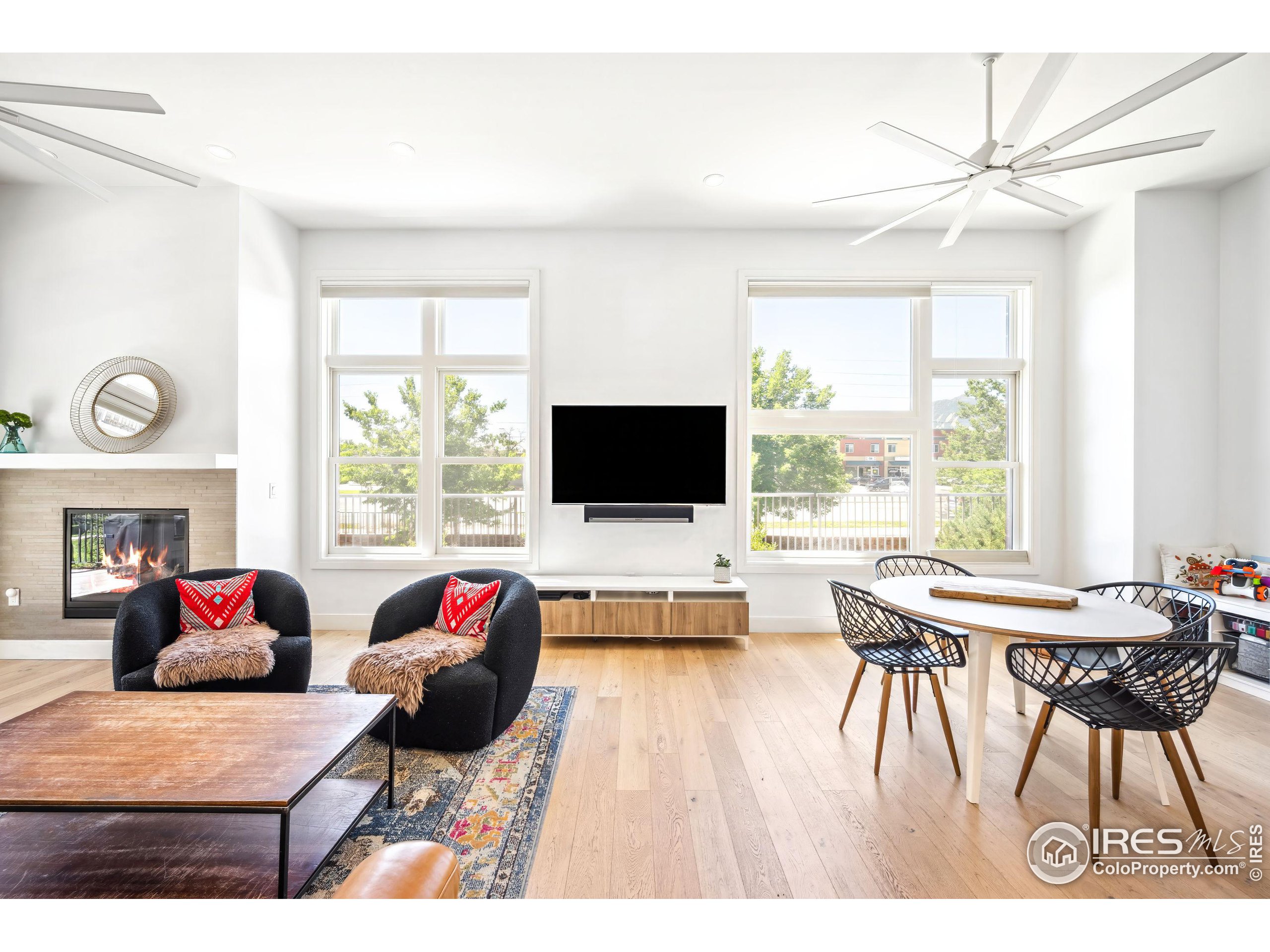 3301 Arapahoe Ave 117