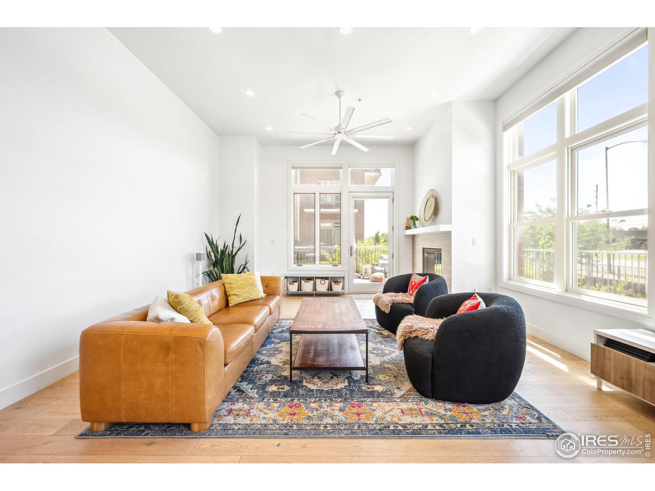 3301 Arapahoe Ave 117