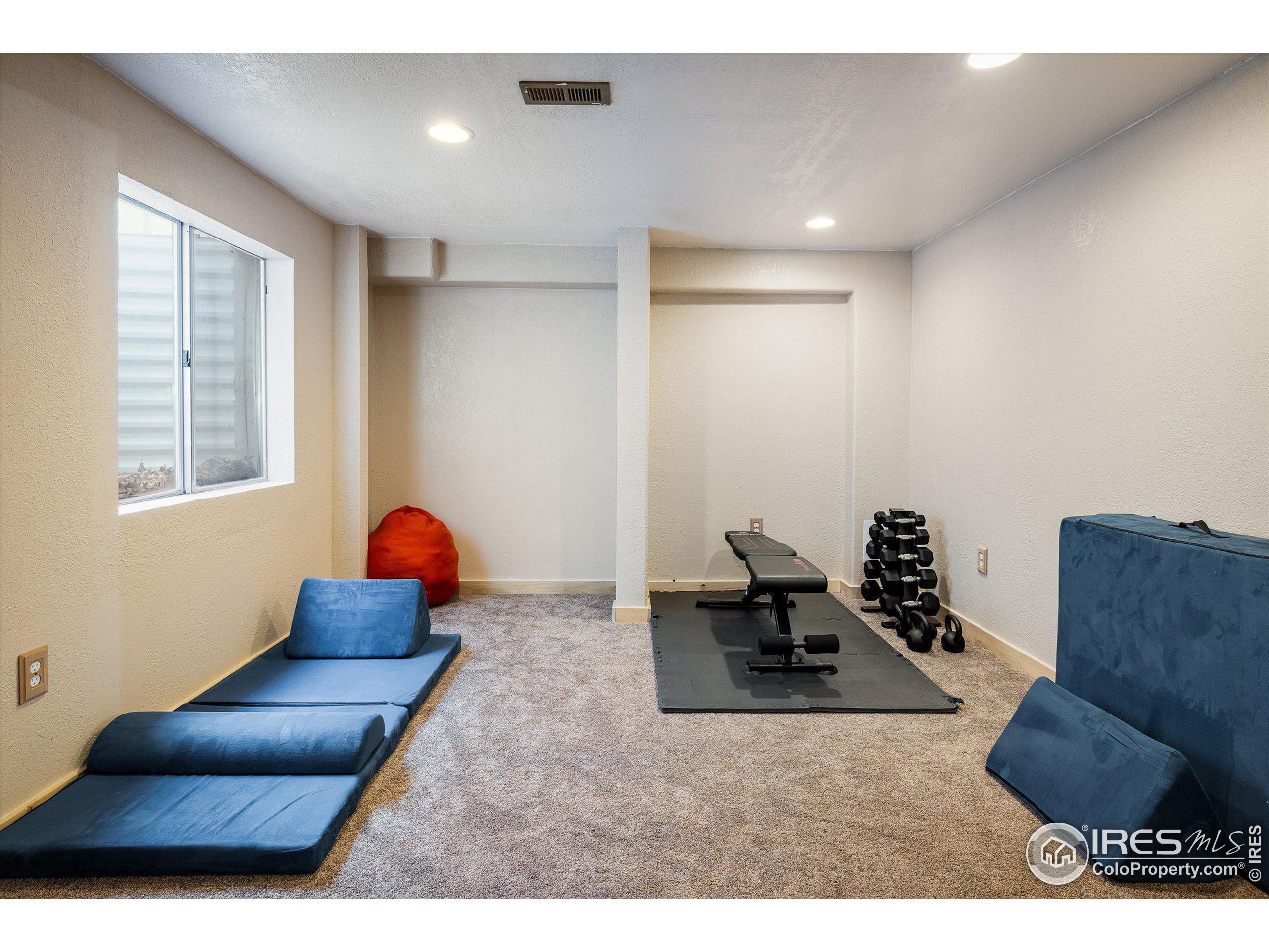 5140 Mt St Vrain Ave