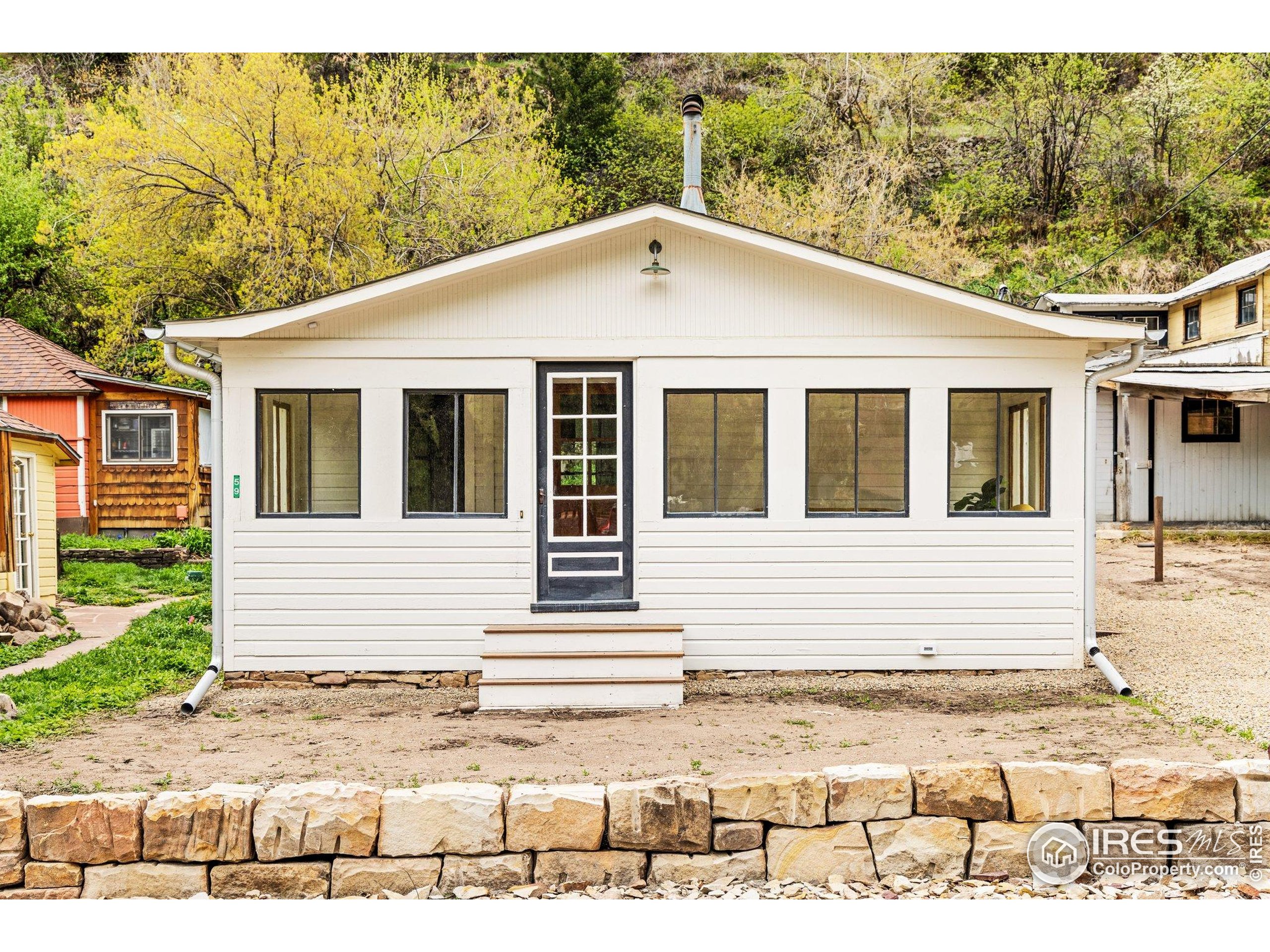 59 Eldorado Springs Dr