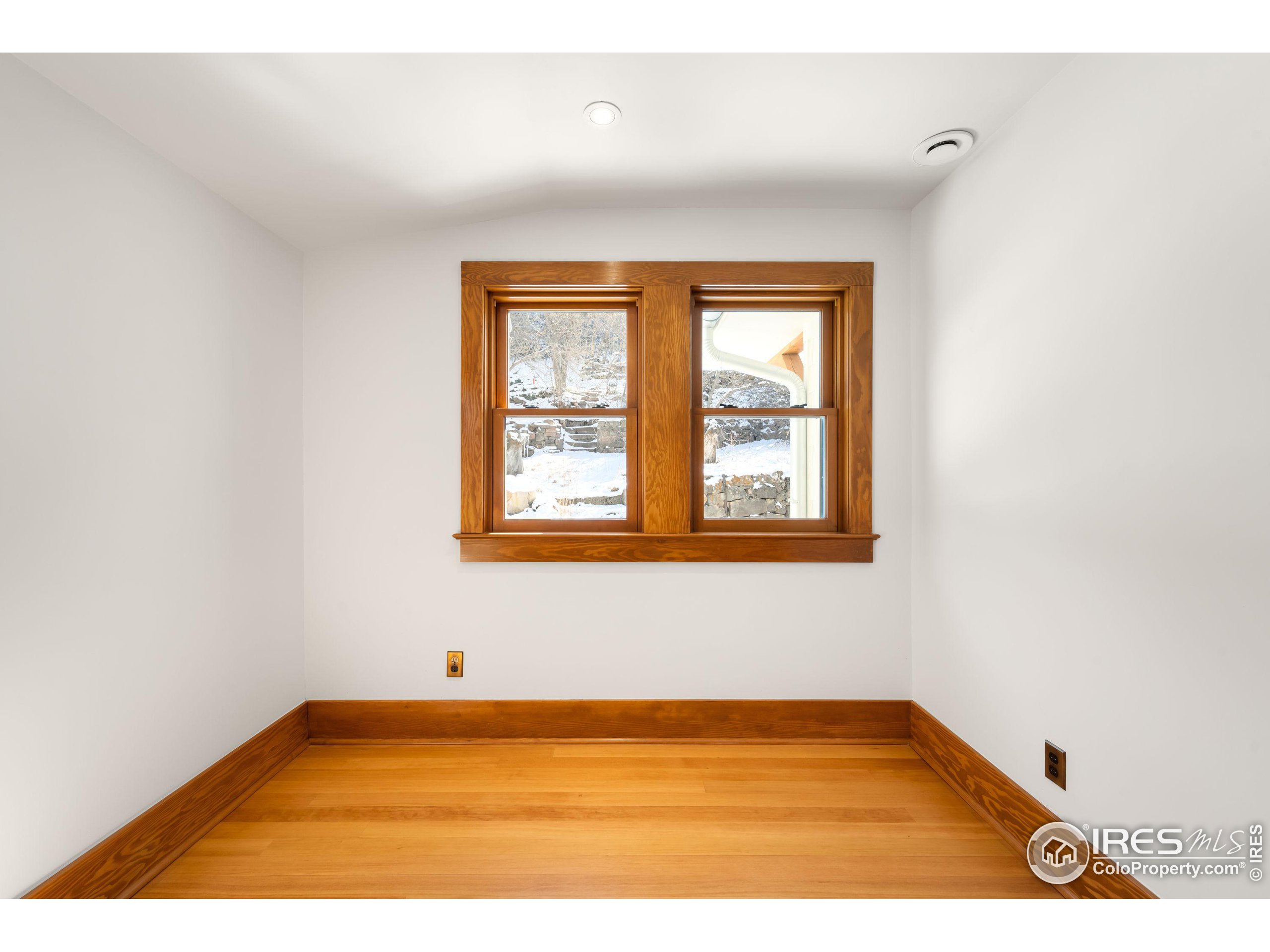 59 Eldorado Springs Dr