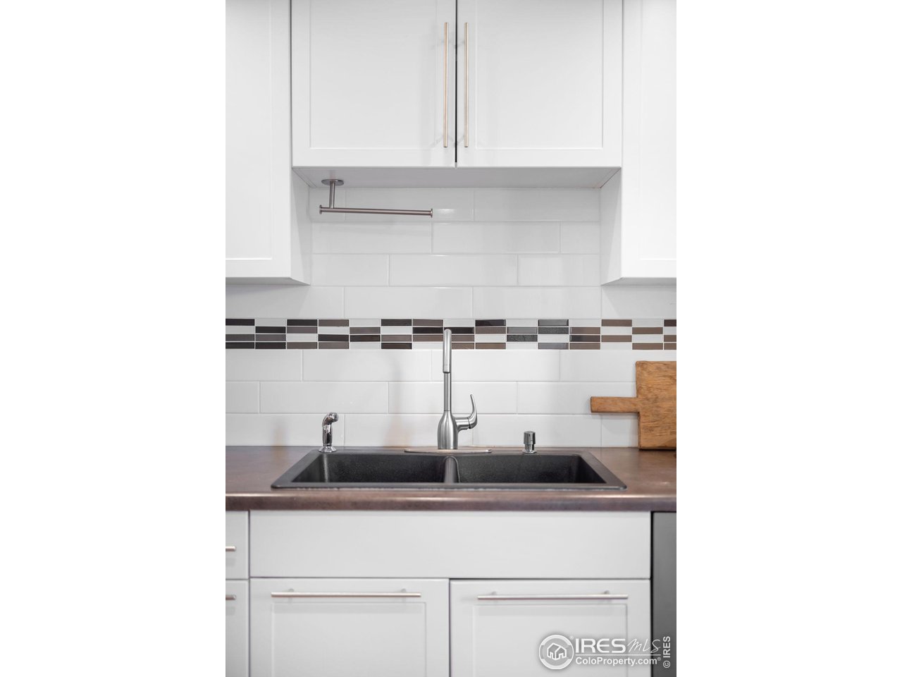 4482 Greenbriar Blvd