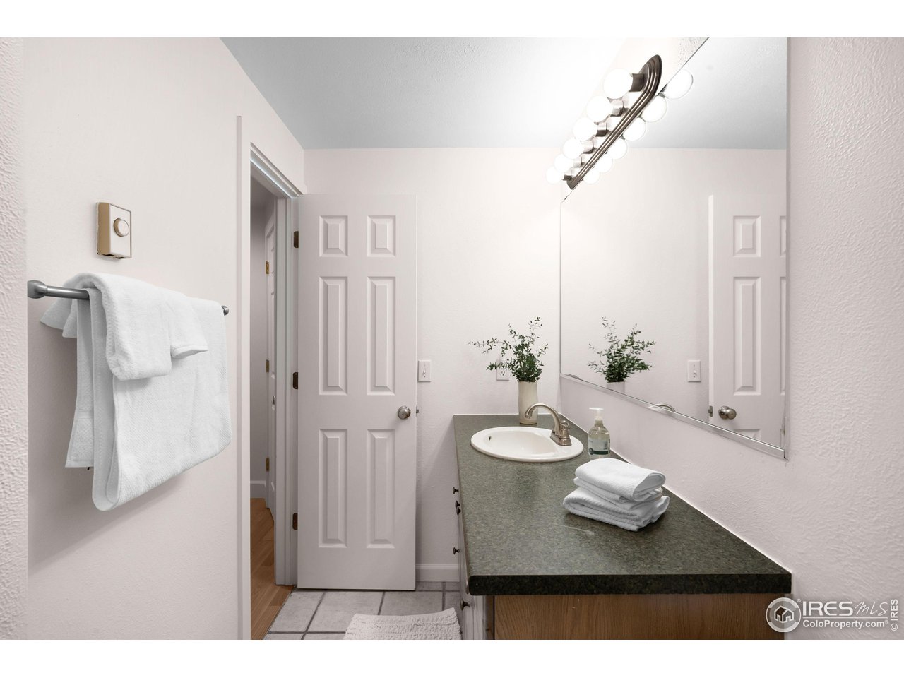 4482 Greenbriar Blvd