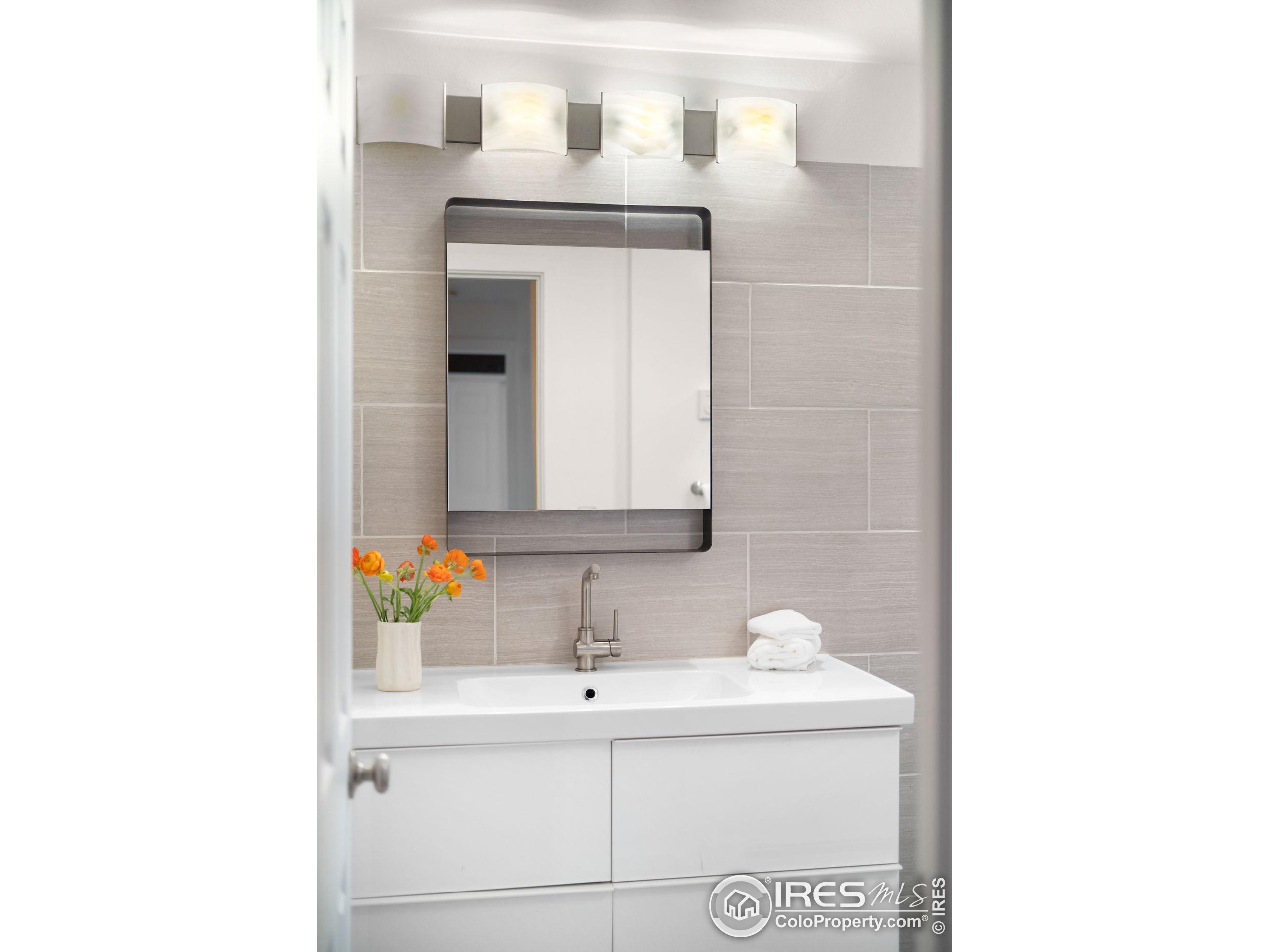 4482 Greenbriar Blvd