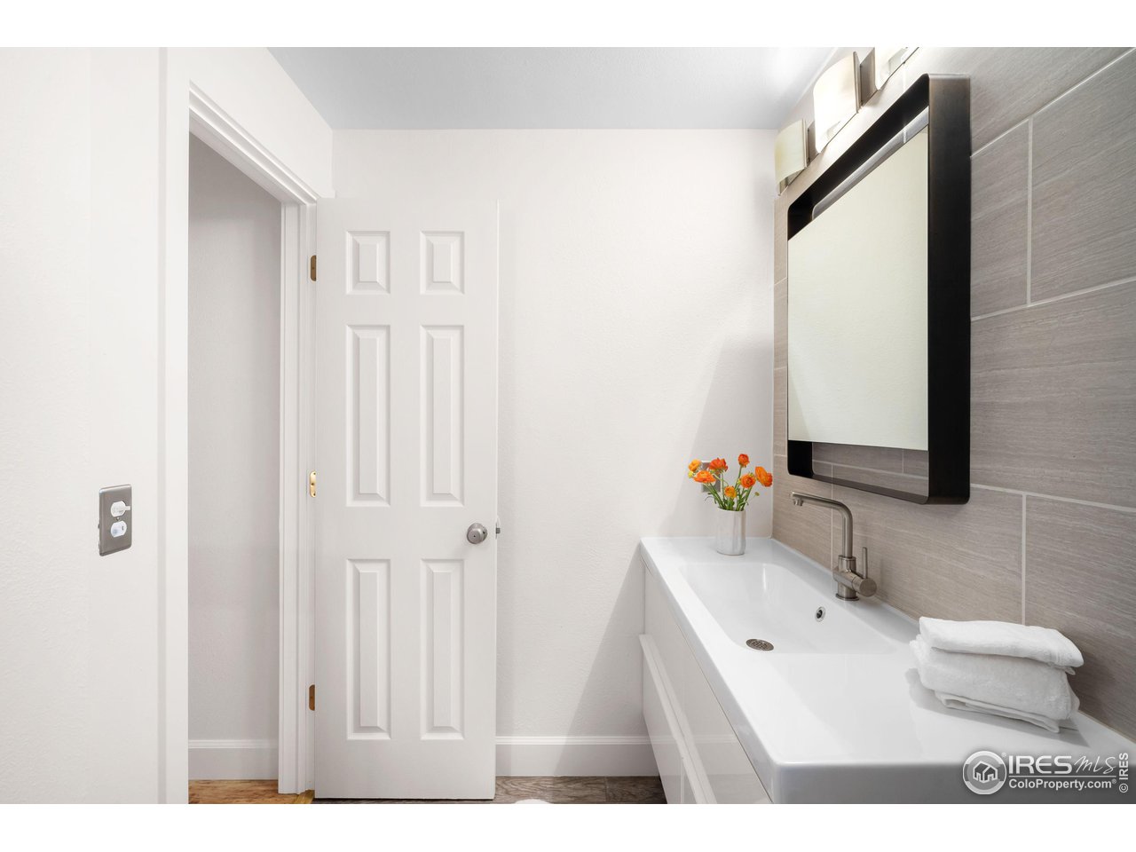 4482 Greenbriar Blvd